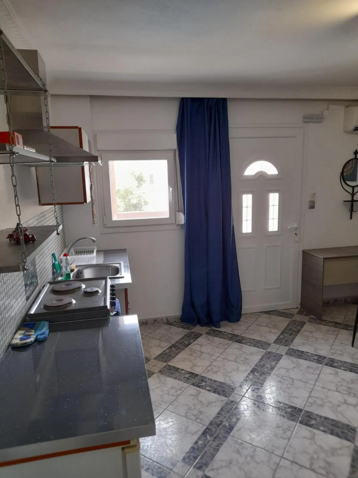 Kitchen or kitchenette in Villa Markos