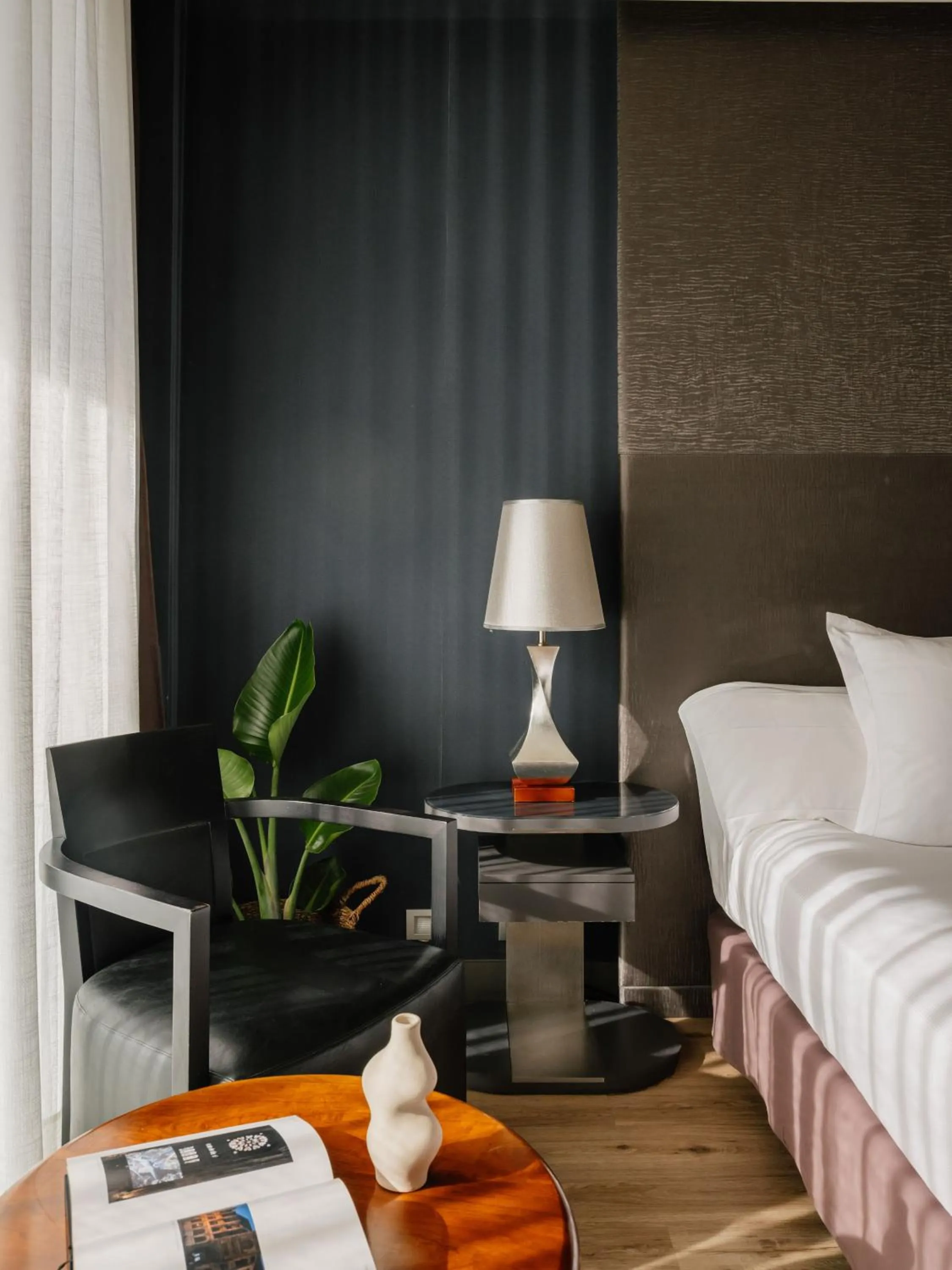 Property building, Bed in MiM Sitges Meliá Collection