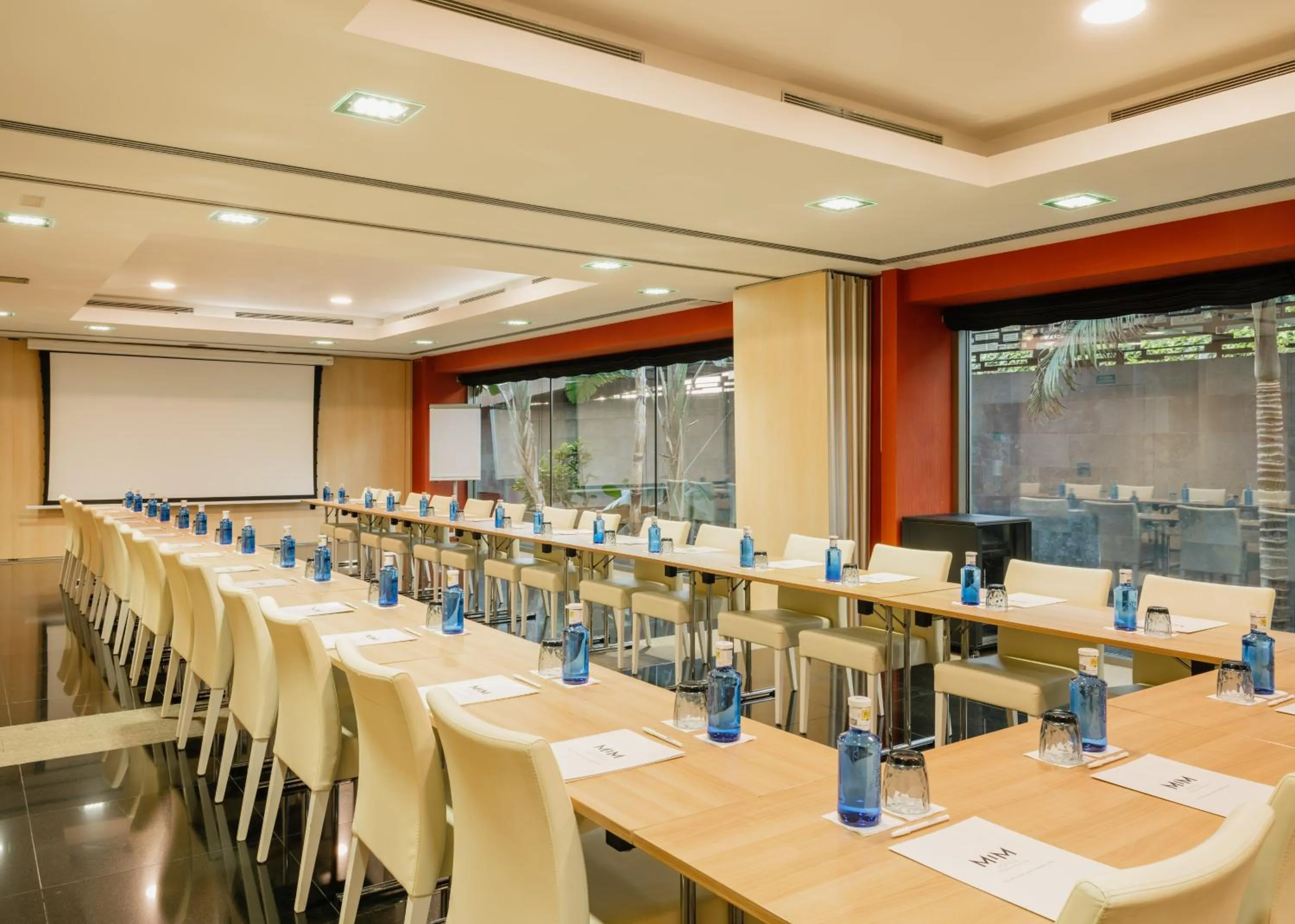 Restaurant/places to eat in MIM Sitges Member of Melia Collection