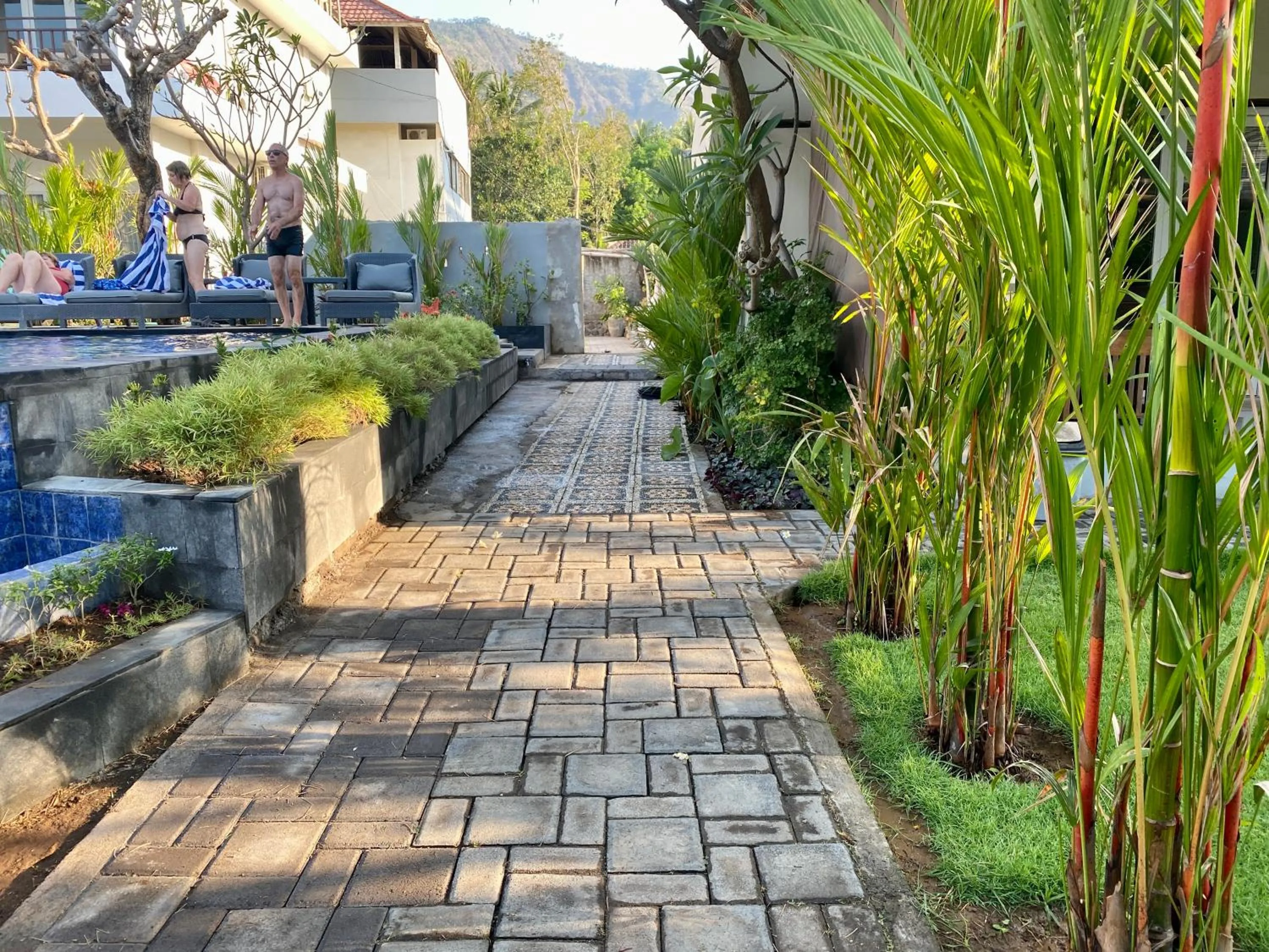 Solaluna Beach Homestay