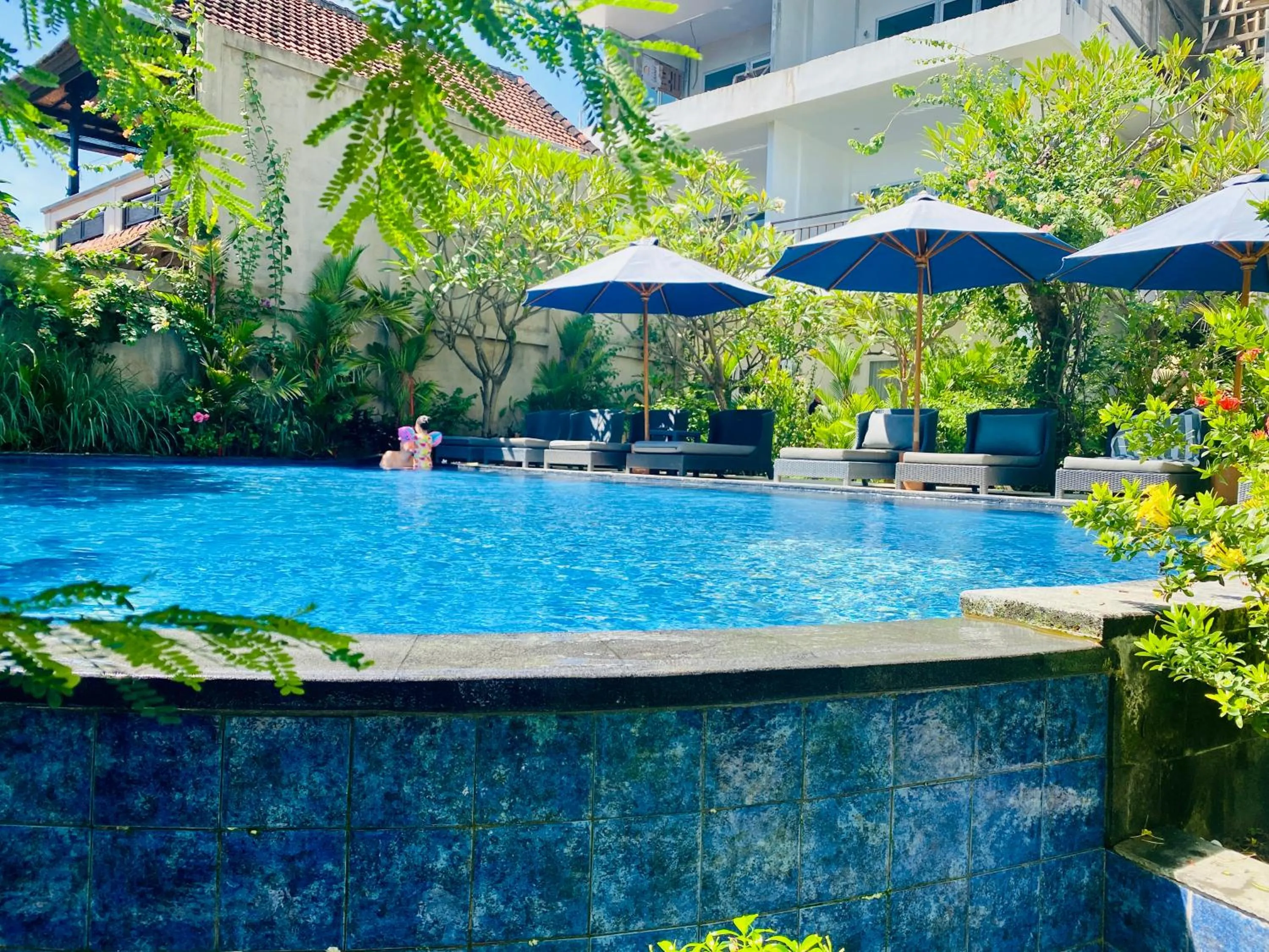 Solaluna Beach Homestay