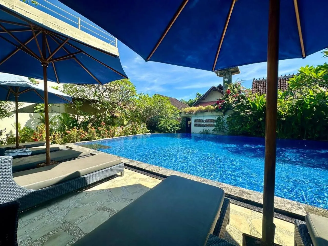 Solaluna Beach Homestay