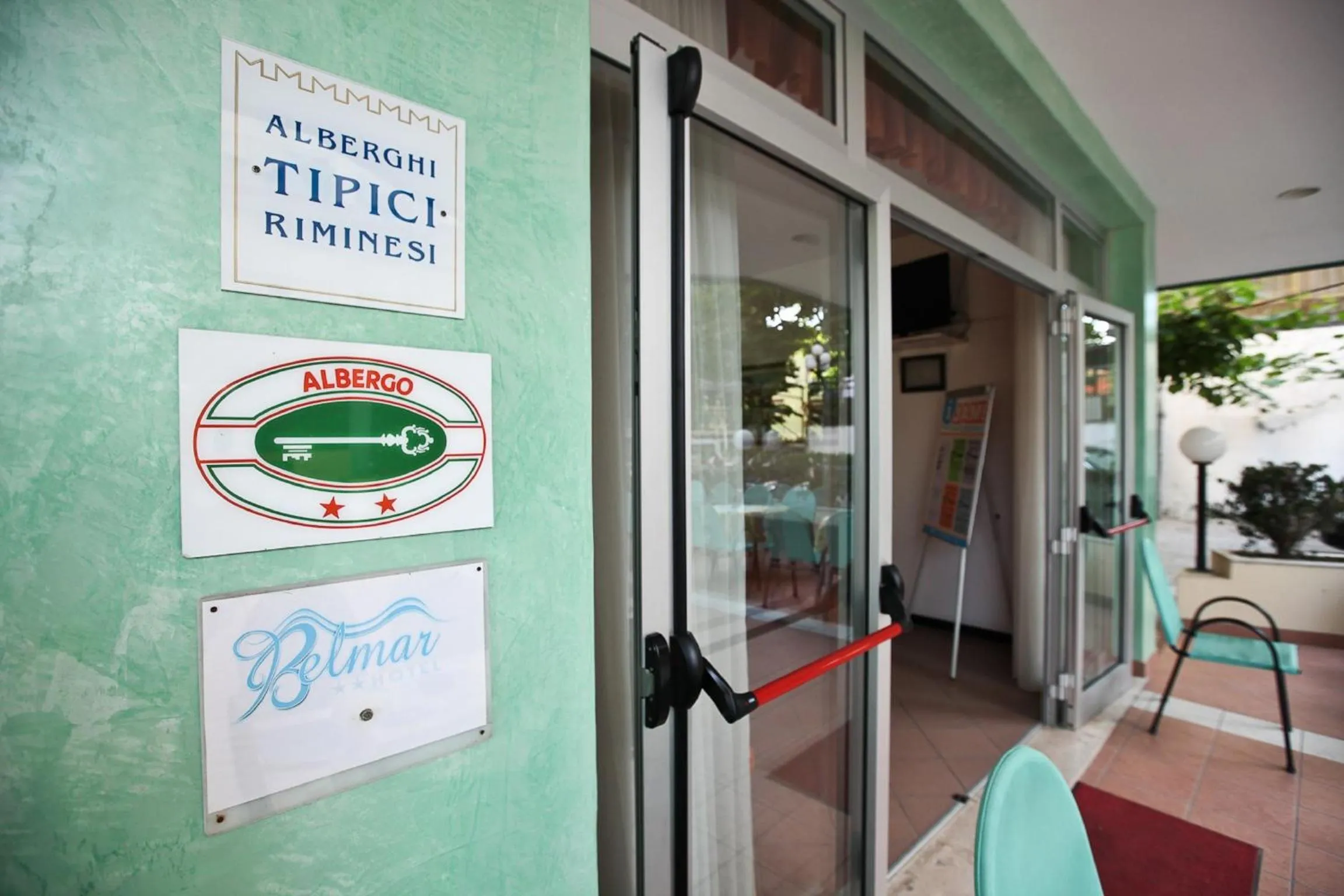 Facade/entrance in Hotel Belmar