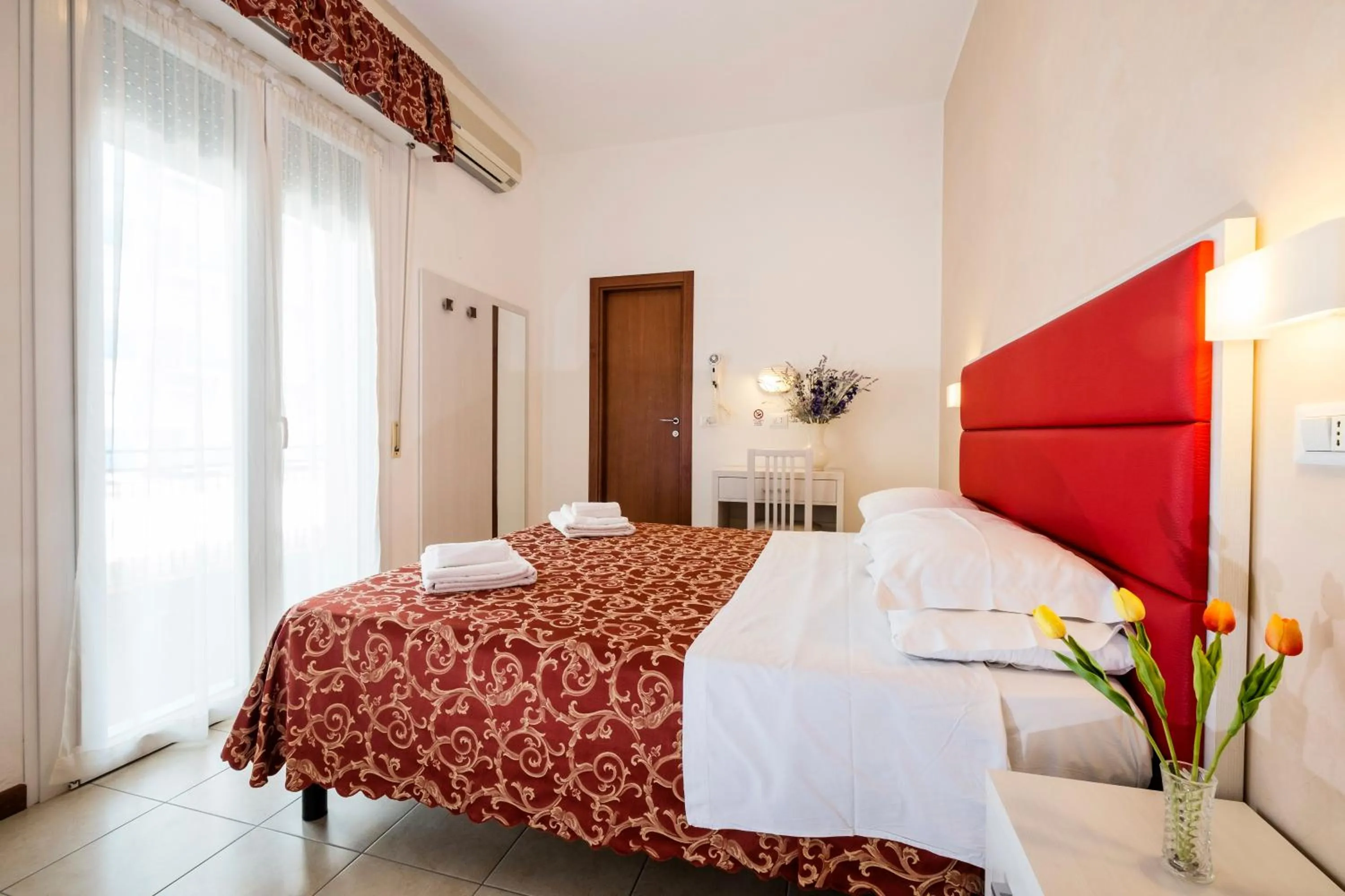 Bedroom, Bed in Hotel Belmar