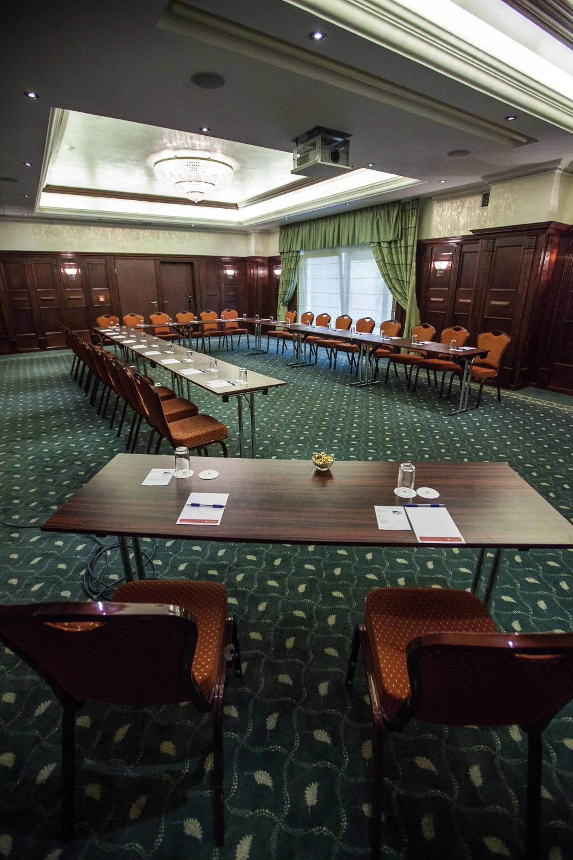 Business facilities in Ramada Hotel & Suites by Wyndham Bucharest North