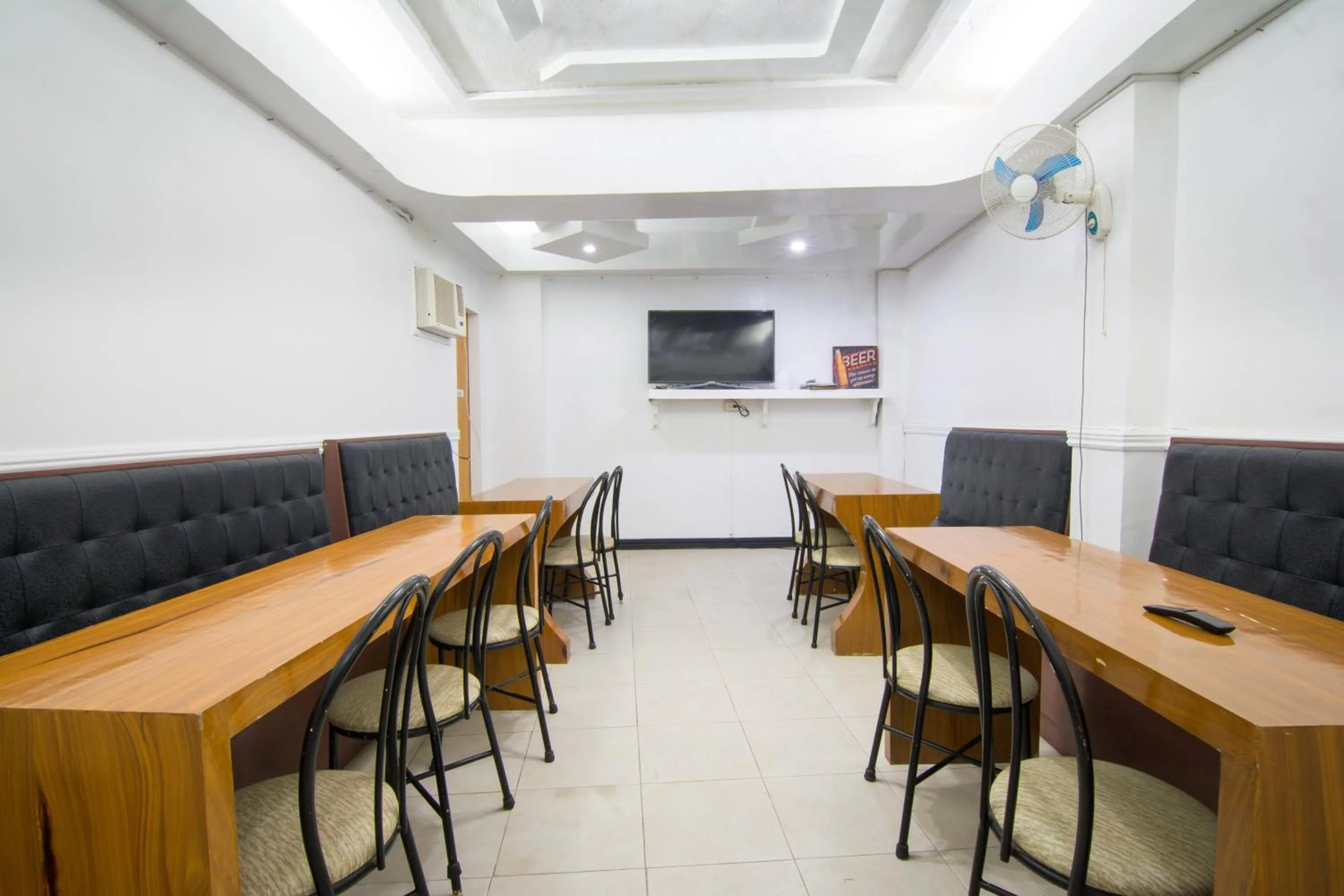 Meeting/conference room in Diamond Hotel And Resto