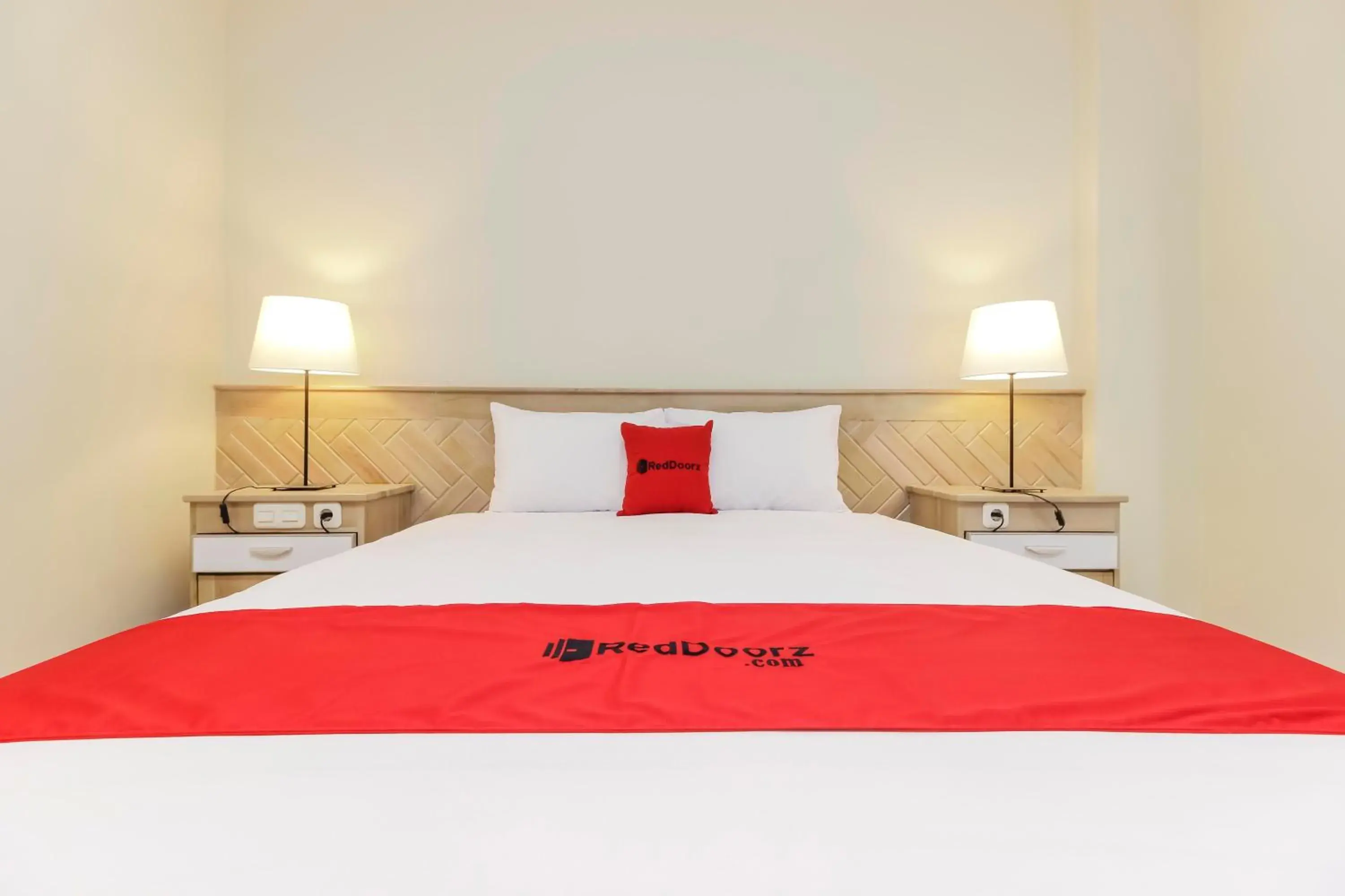 Double Room in RedDoorz Premium near Ragunan Zoo 2 Double Room in RedDoorz Premium near Ragunan Zoo 2