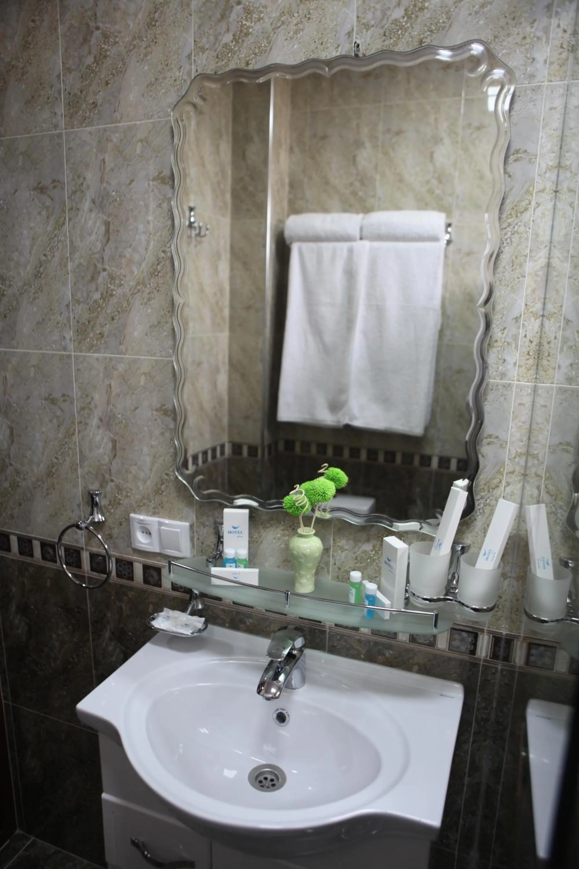 Bathroom in Hotel Naxshab