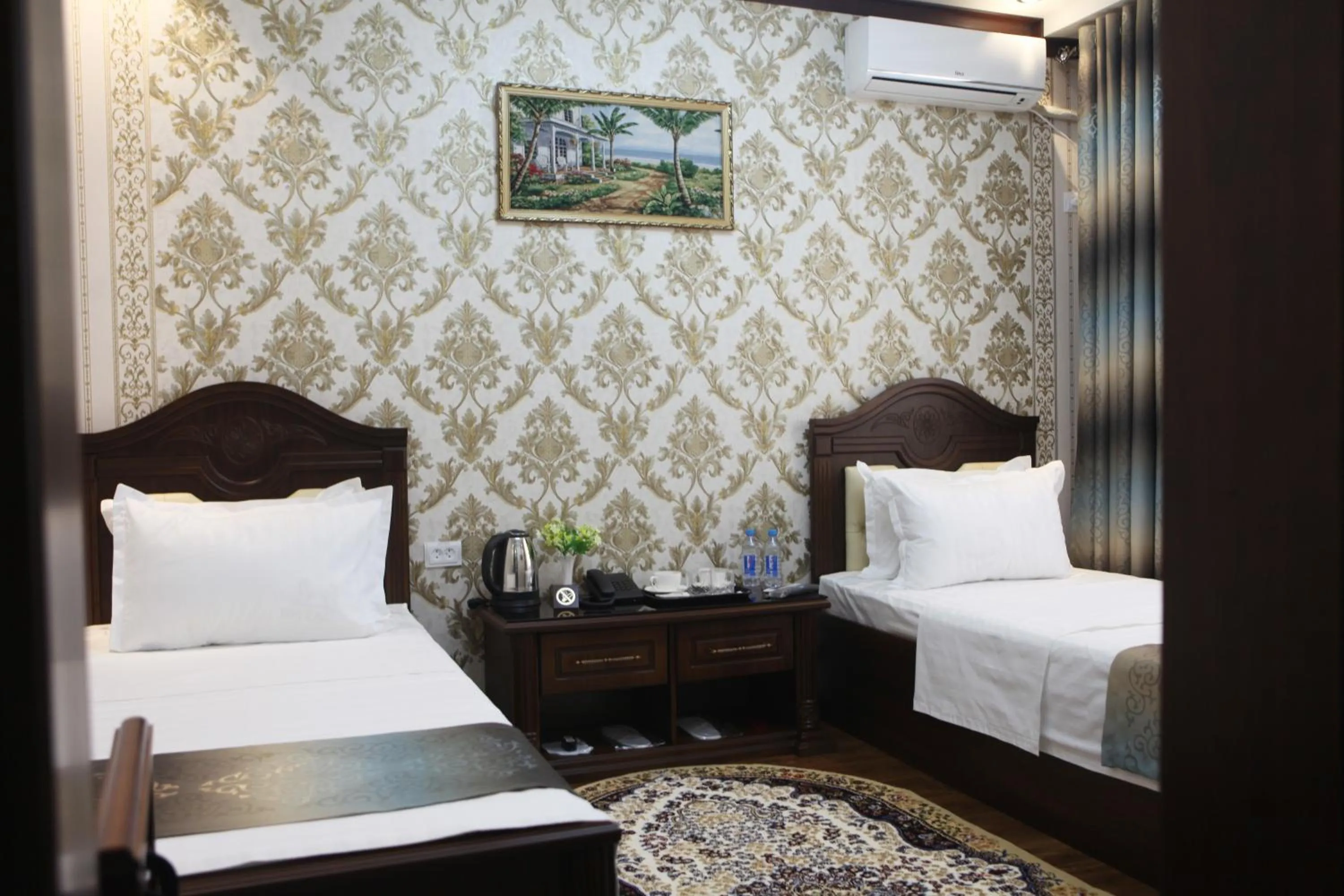 Bed in Hotel Naxshab