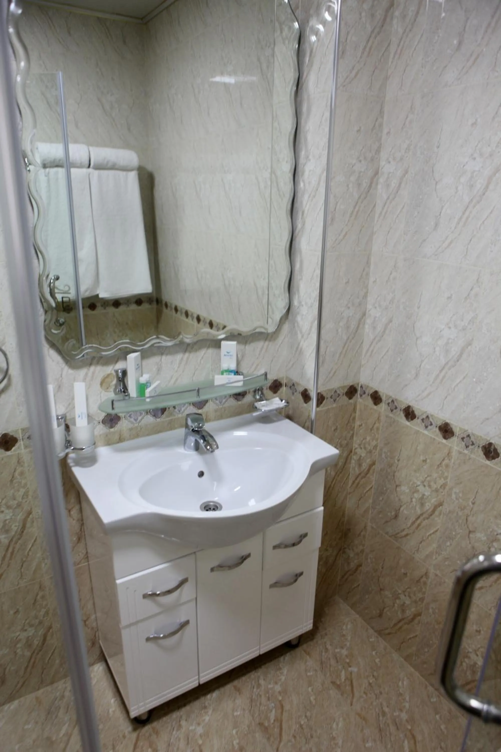 Bathroom in Hotel Naxshab