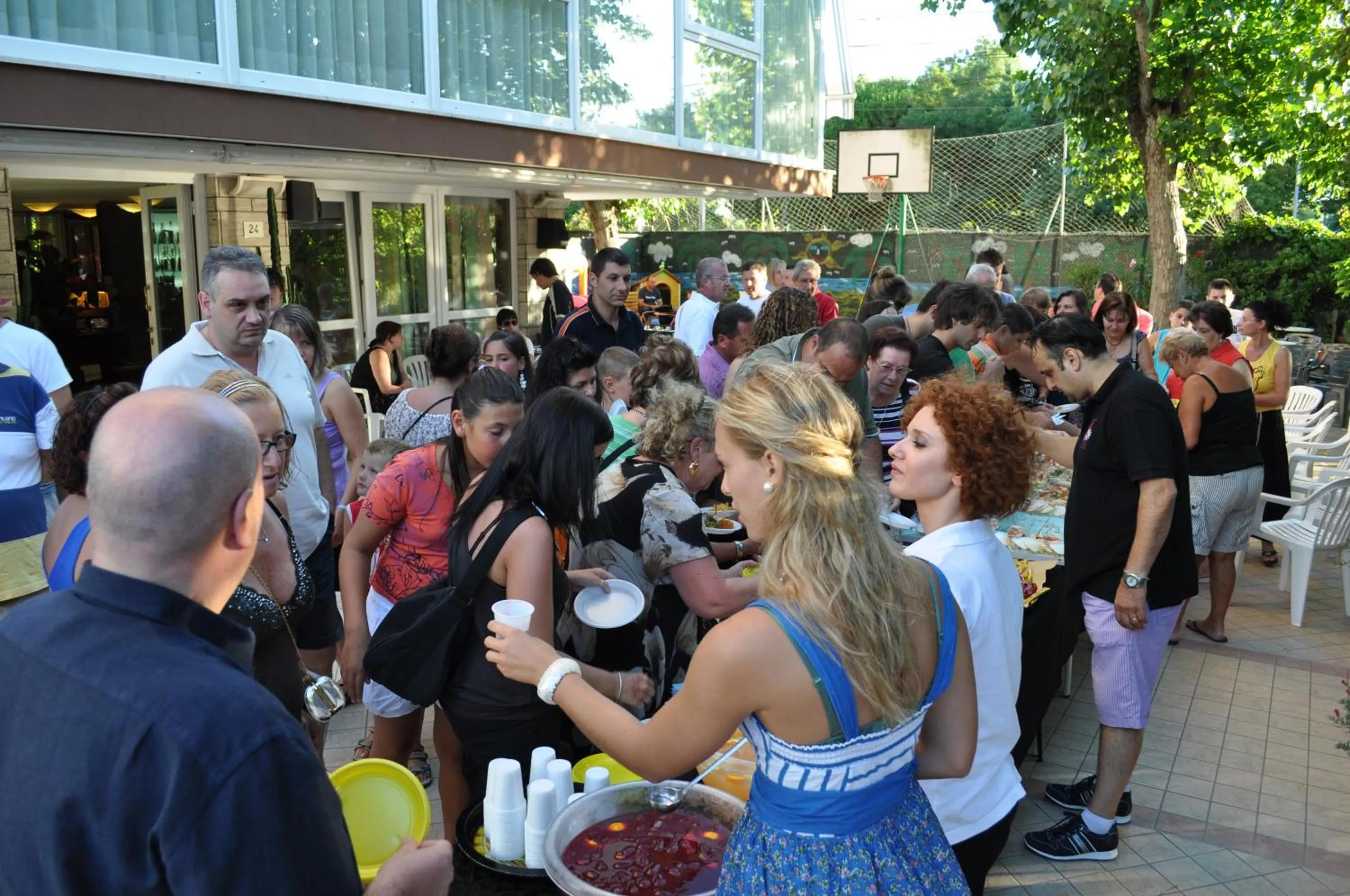 Food and drinks in Hotel Sandra