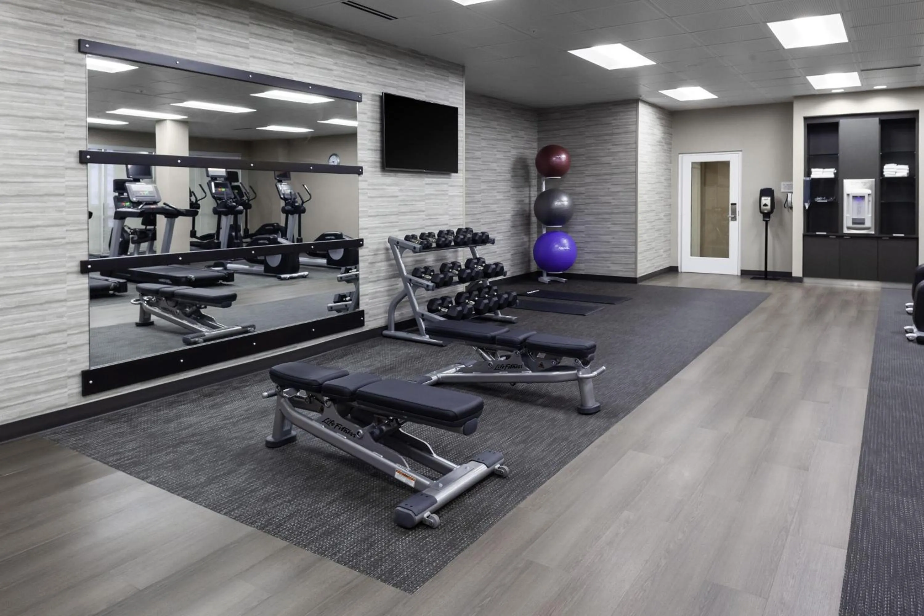 Fitness centre/facilities in Residence Inn by Marriott St. Louis West County