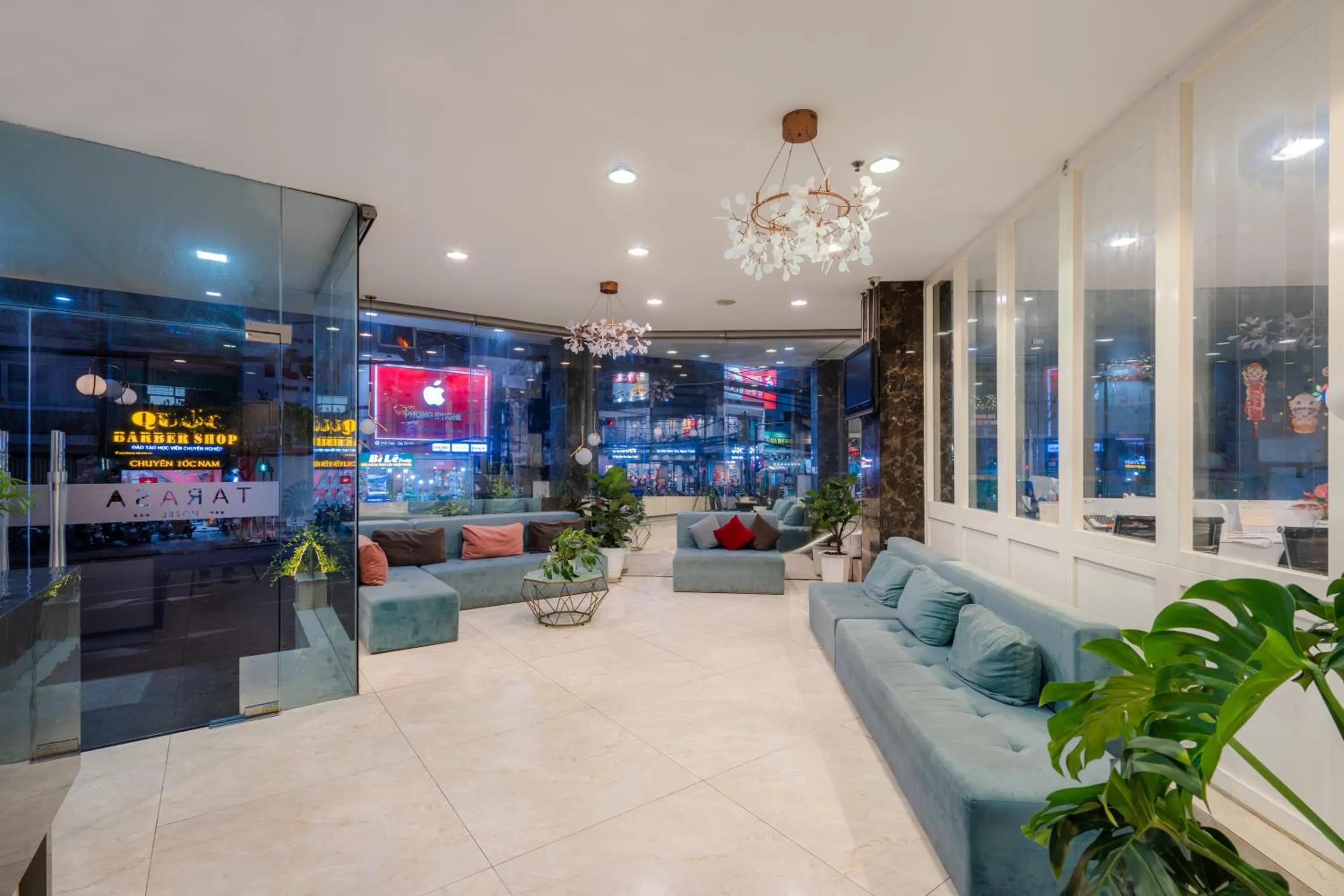 Seating area in Tarasa Hotel