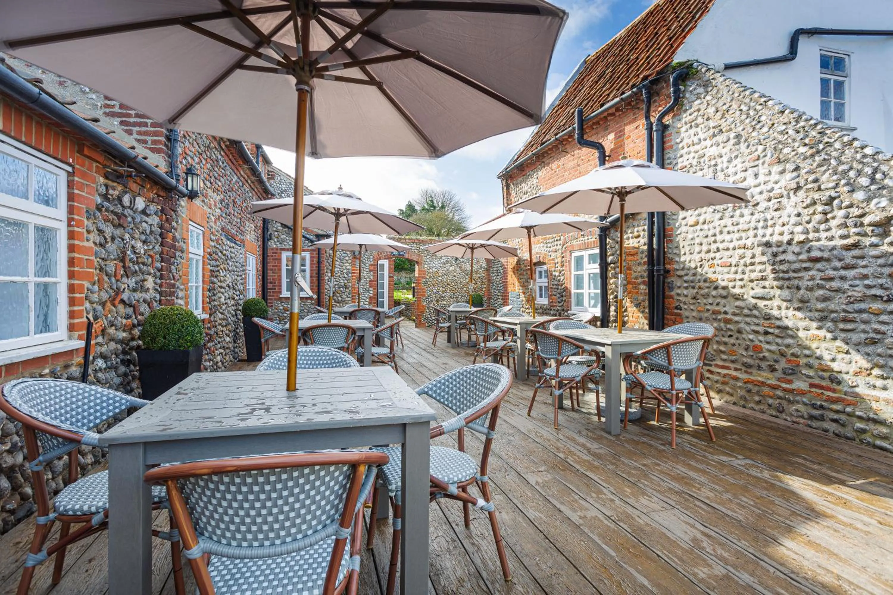 Balcony/Terrace in The Manor Coastal Hotel & Inn, Blakeney - The Coaching Inn Group