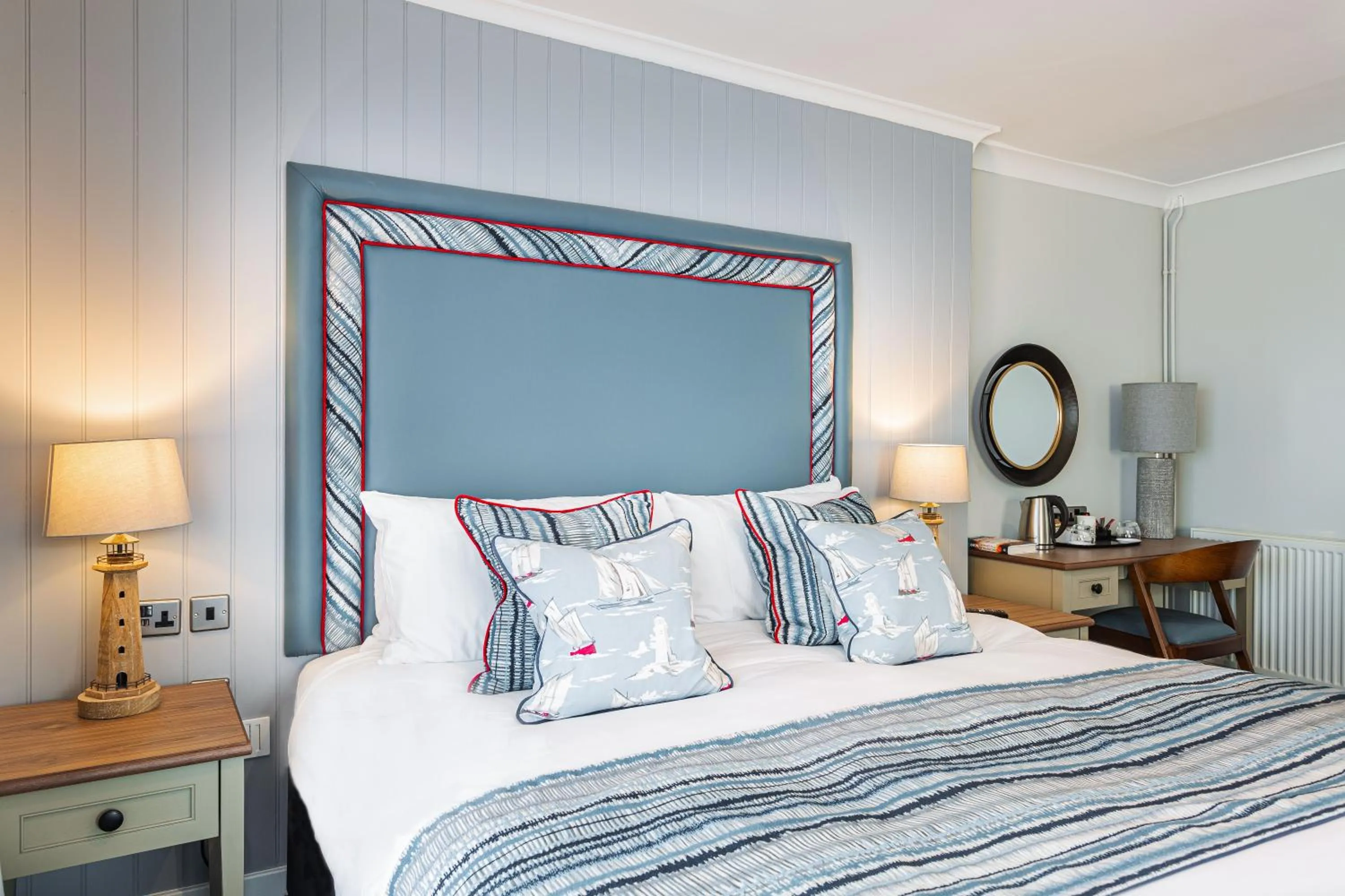 Bed in The Manor Coastal Hotel & Inn, Blakeney - The Coaching Inn Group