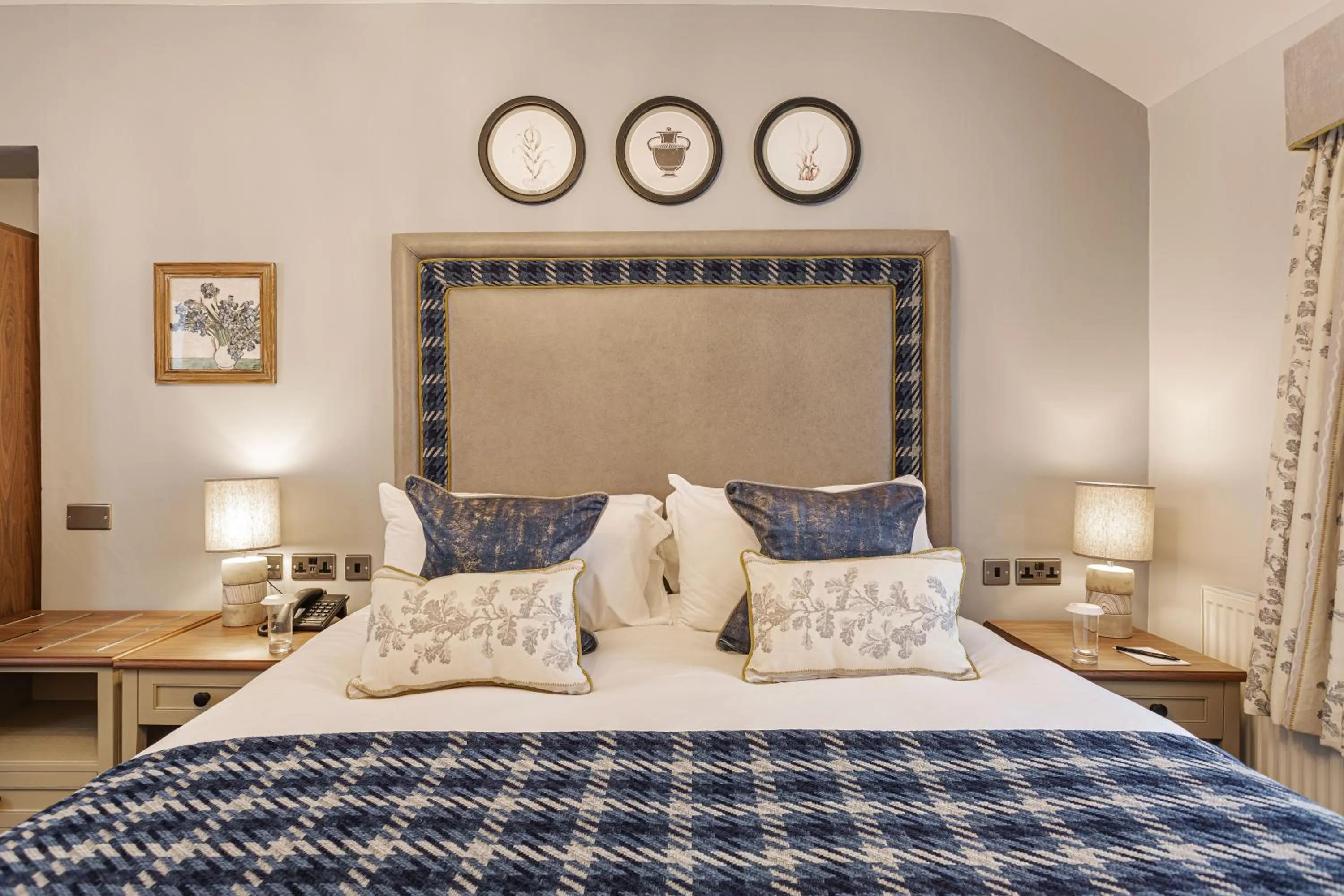 Bed in The Manor Coastal Hotel & Inn, Blakeney - The Coaching Inn Group