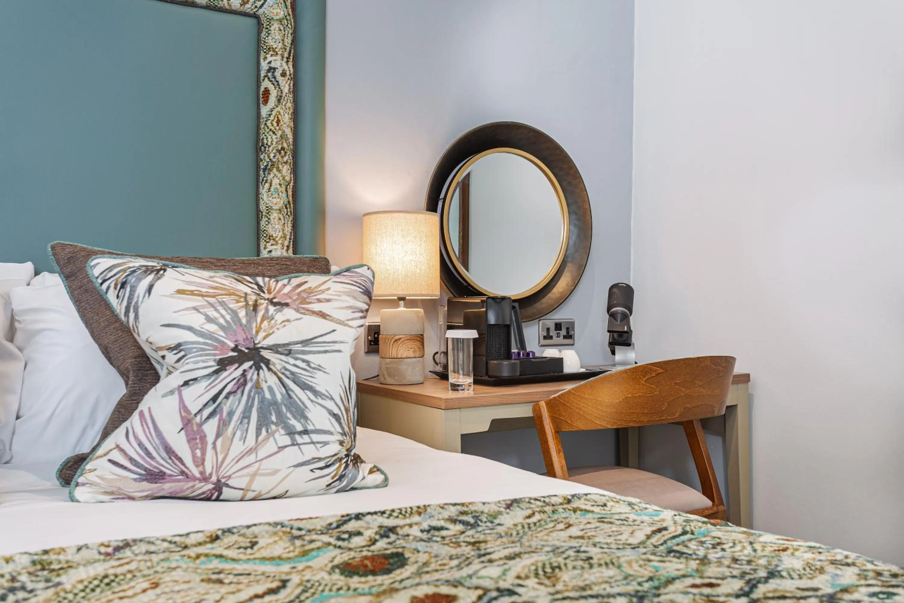 Bedroom, Bed in The Manor Coastal Hotel & Inn, Blakeney - The Coaching Inn Group