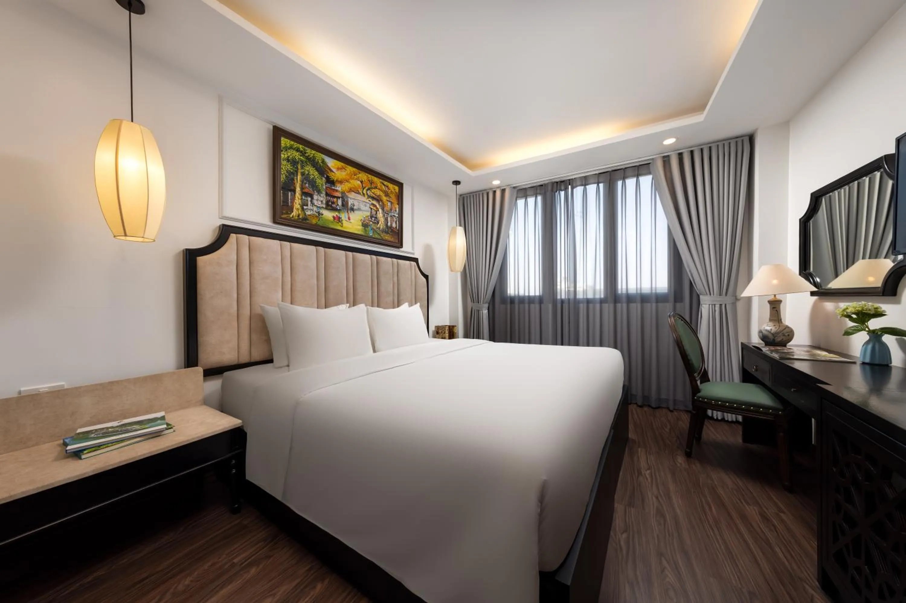 Bed in Golden Legend Palace Hotel & Travel