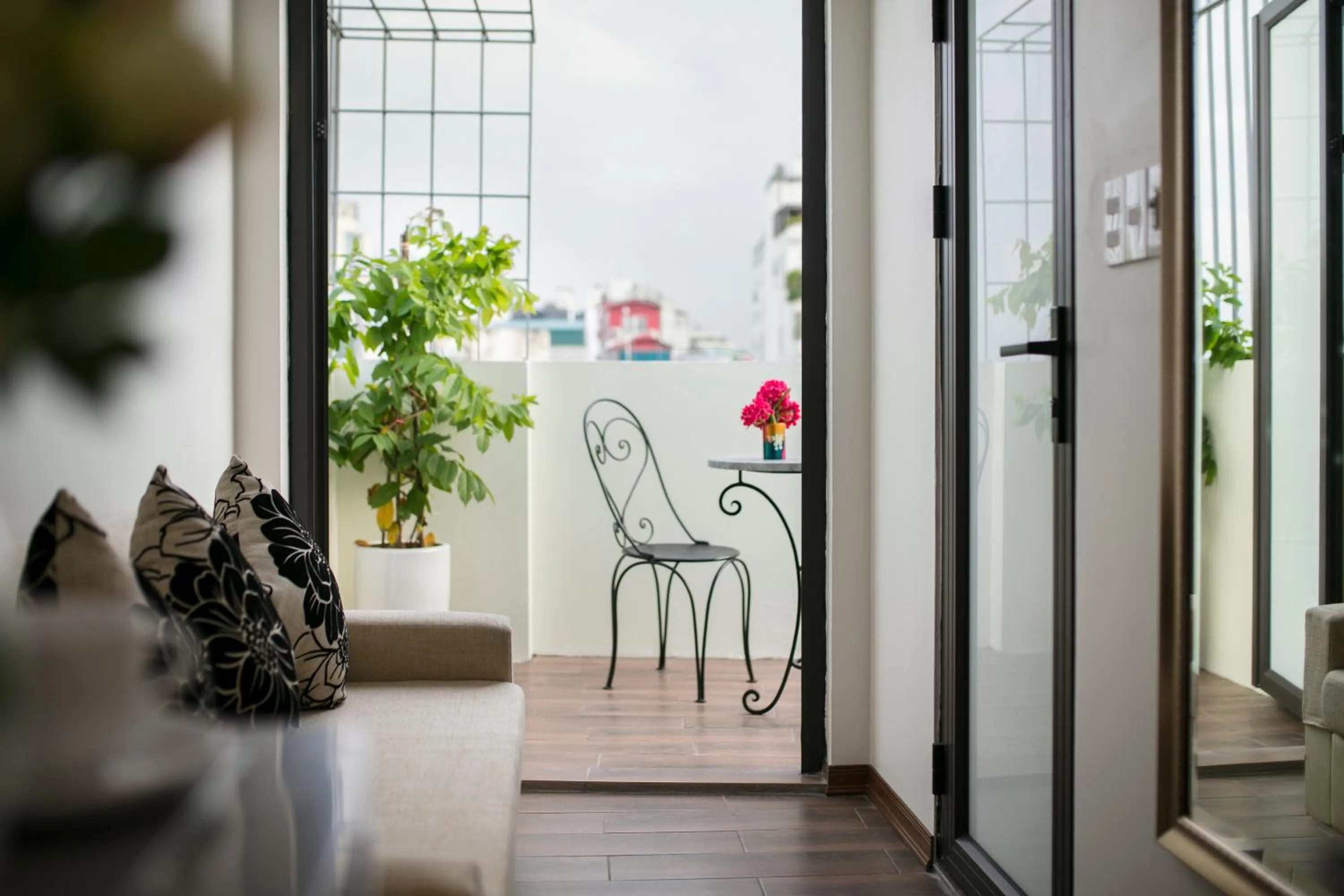 Balcony/Terrace in Golden Legend Palace Hotel & Travel