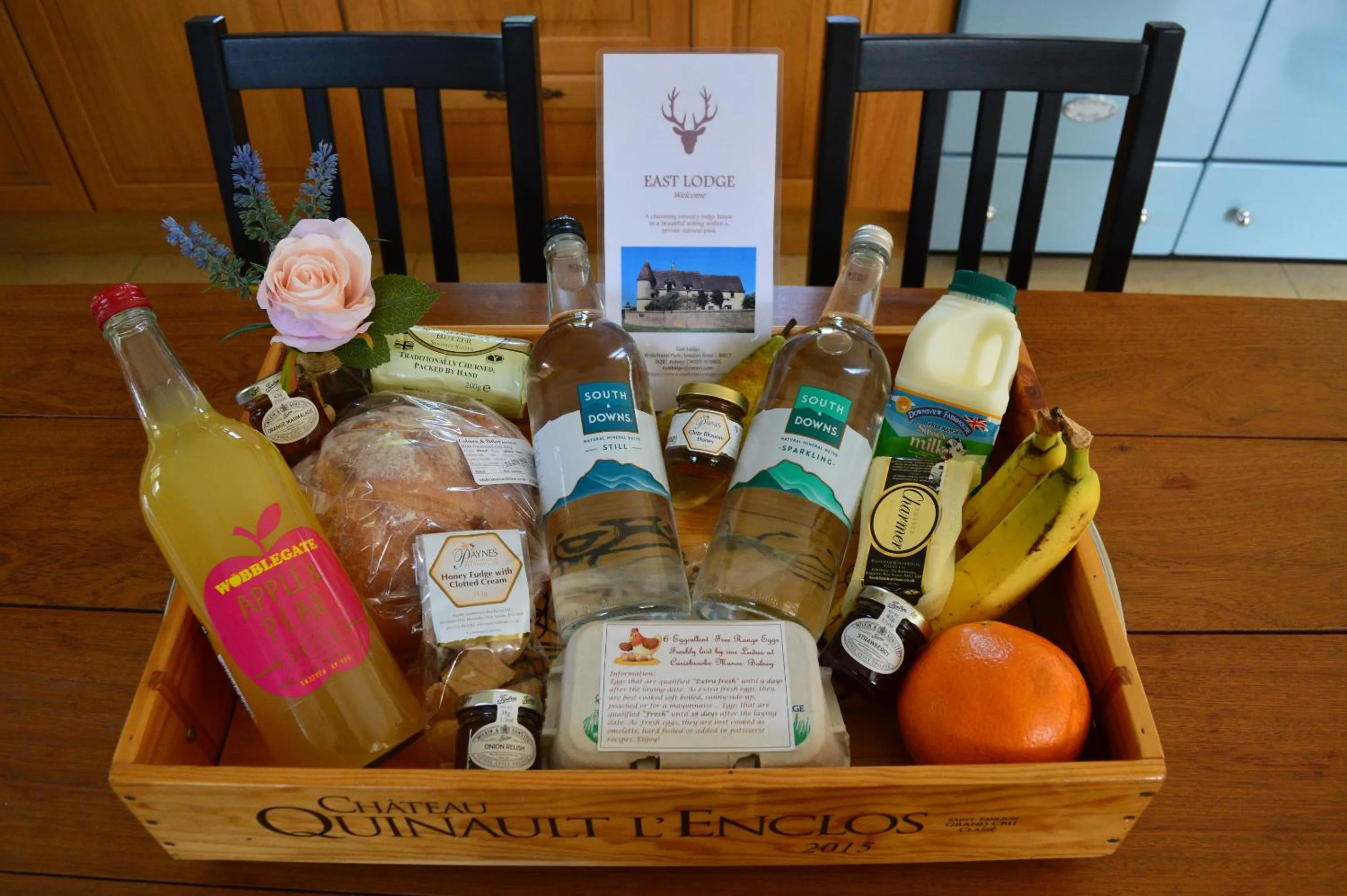 Food and drinks in East Lodge