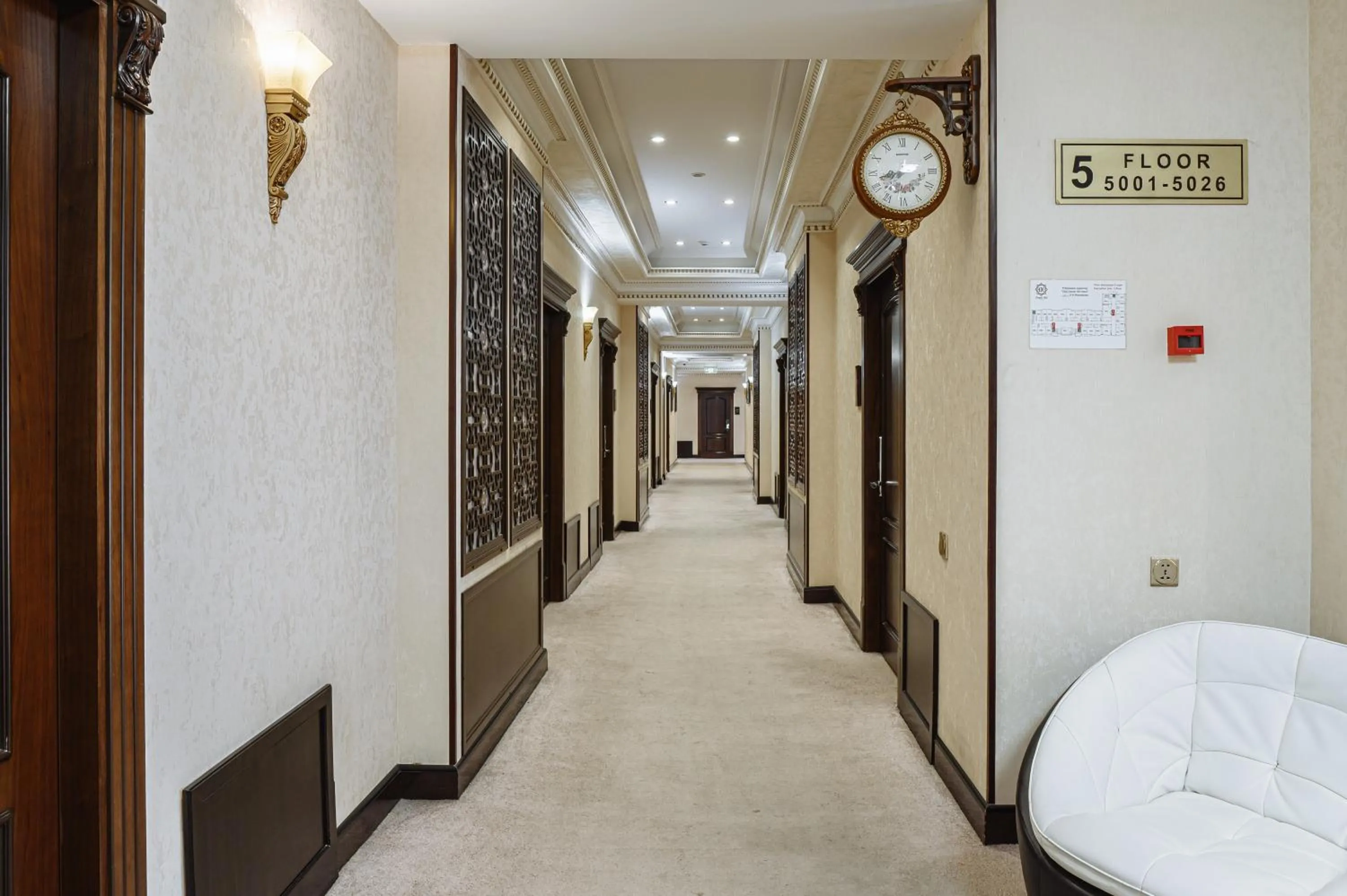 Area and facilities in Daniel Hill Hotel