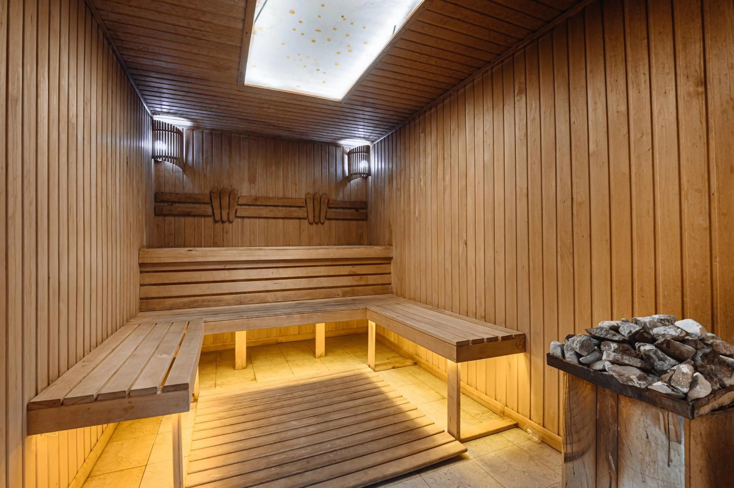 Sauna in Daniel Hill Hotel