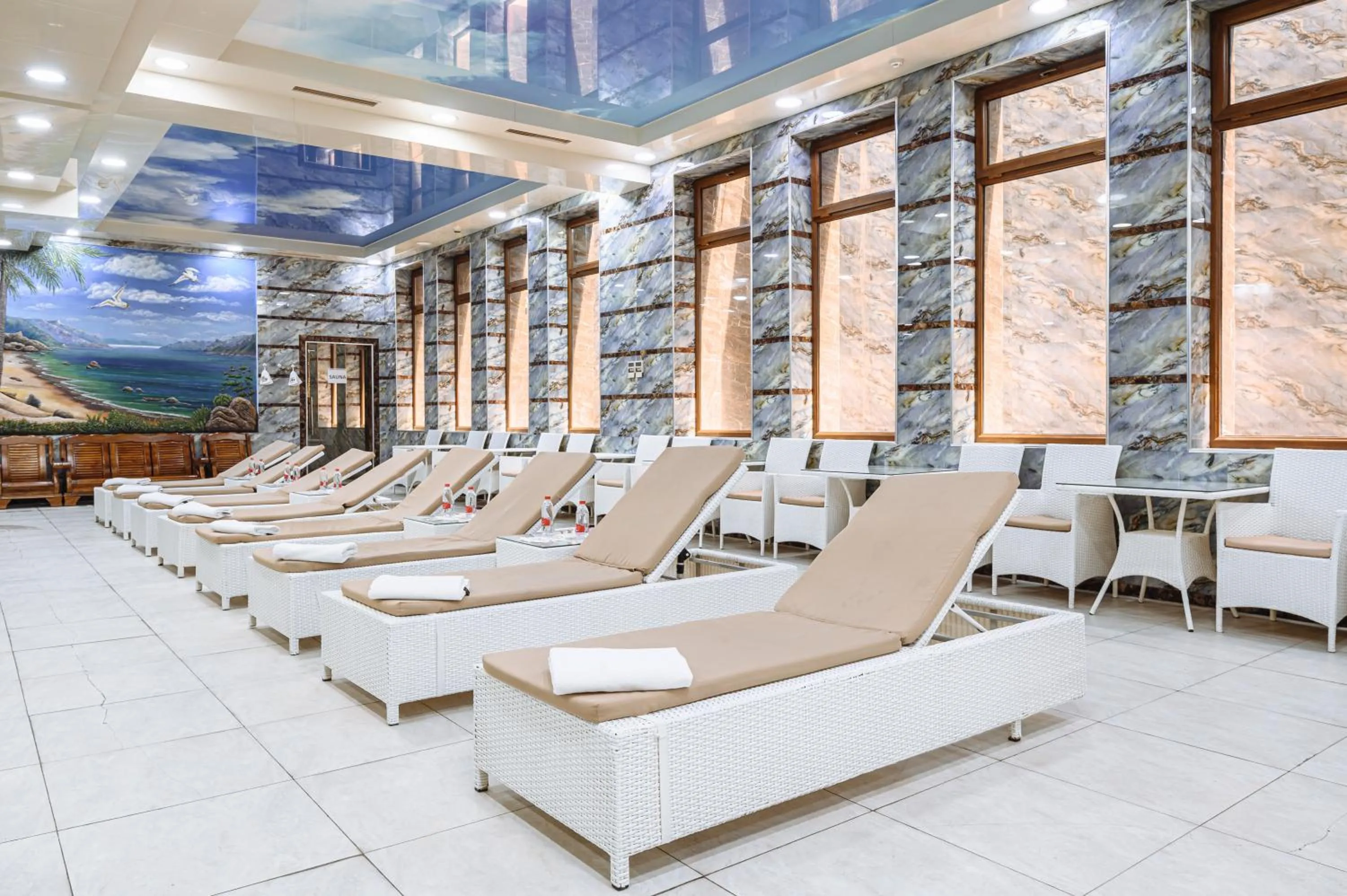 Swimming pool in Daniel Hill Hotel