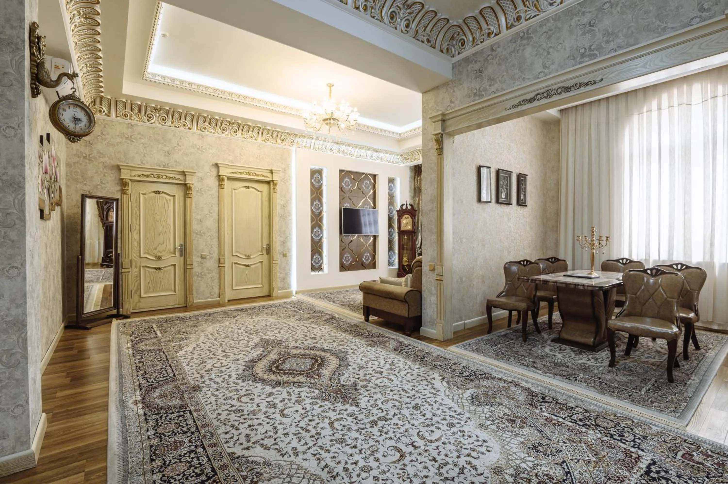 Living room in Daniel Hill Hotel