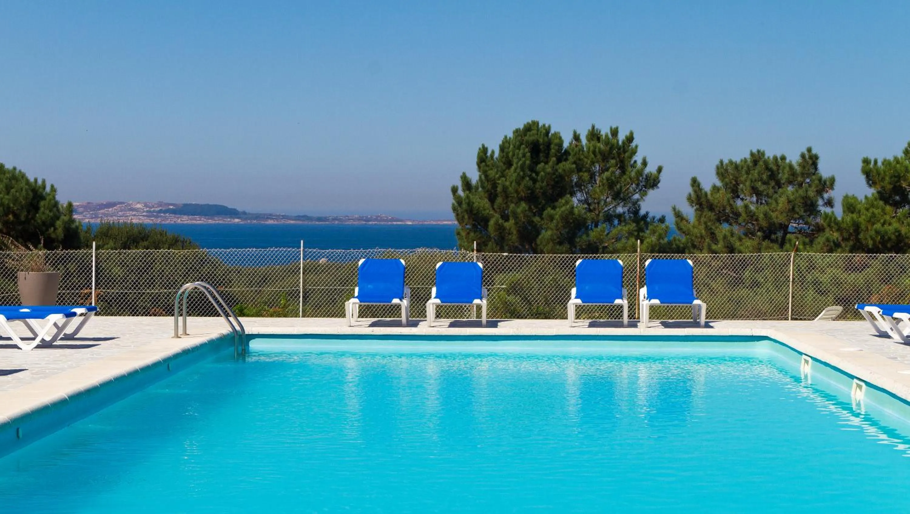Swimming pool in Duerming San Vicente Hotel