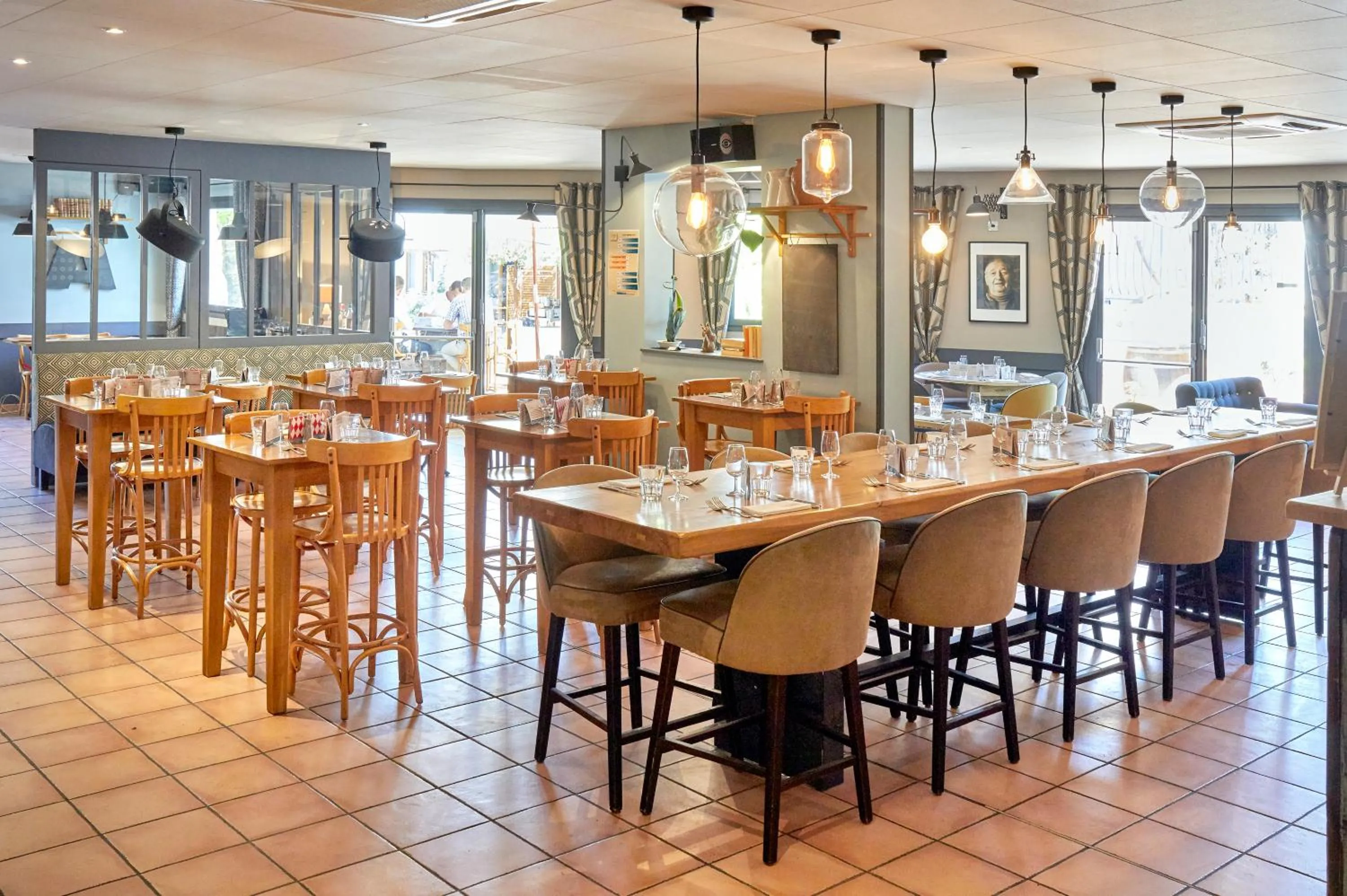 Restaurant/places to eat in Logis Hotel Le Nouvel