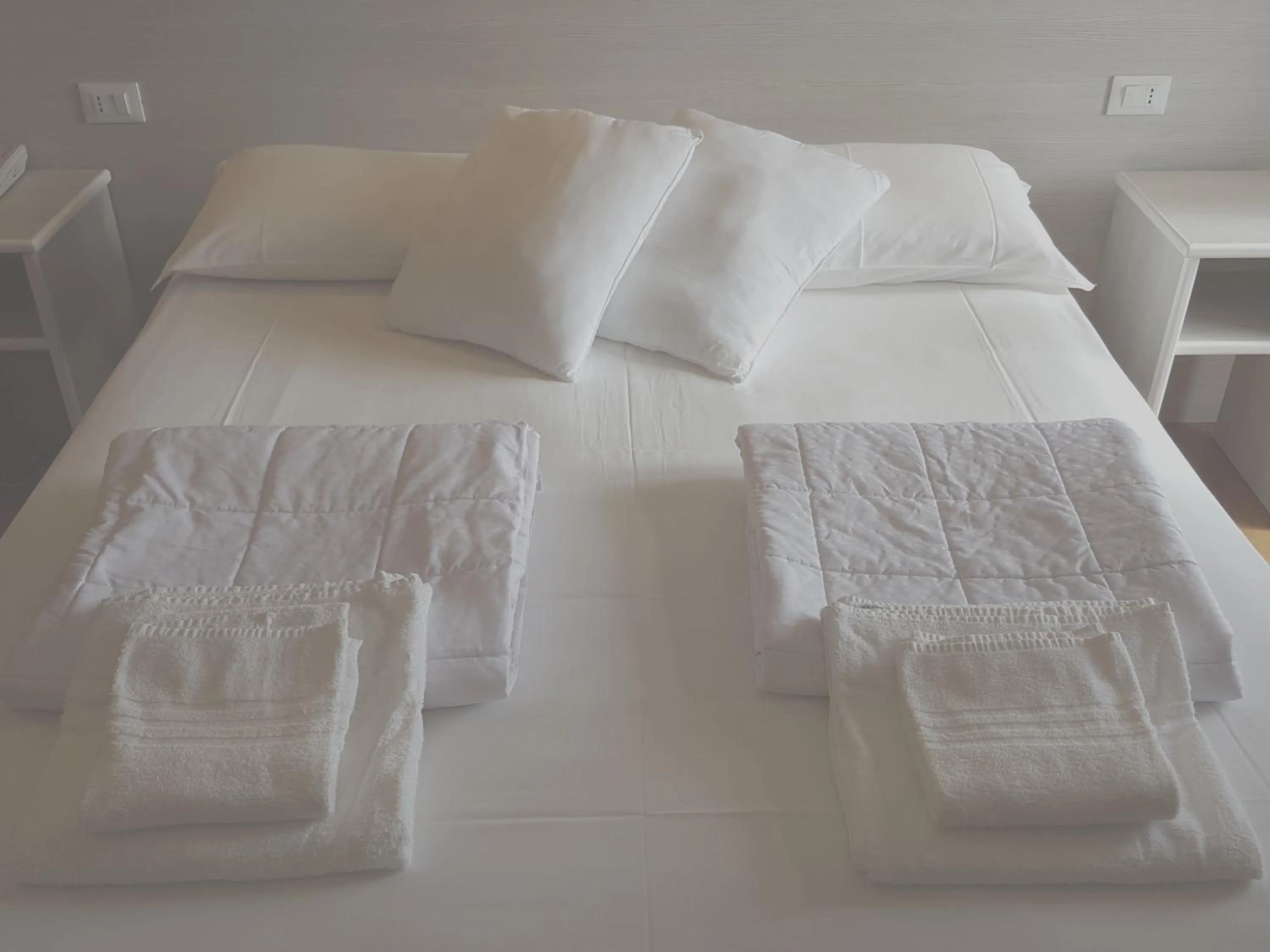 Bed in Hotel Righetto Fronte Mare