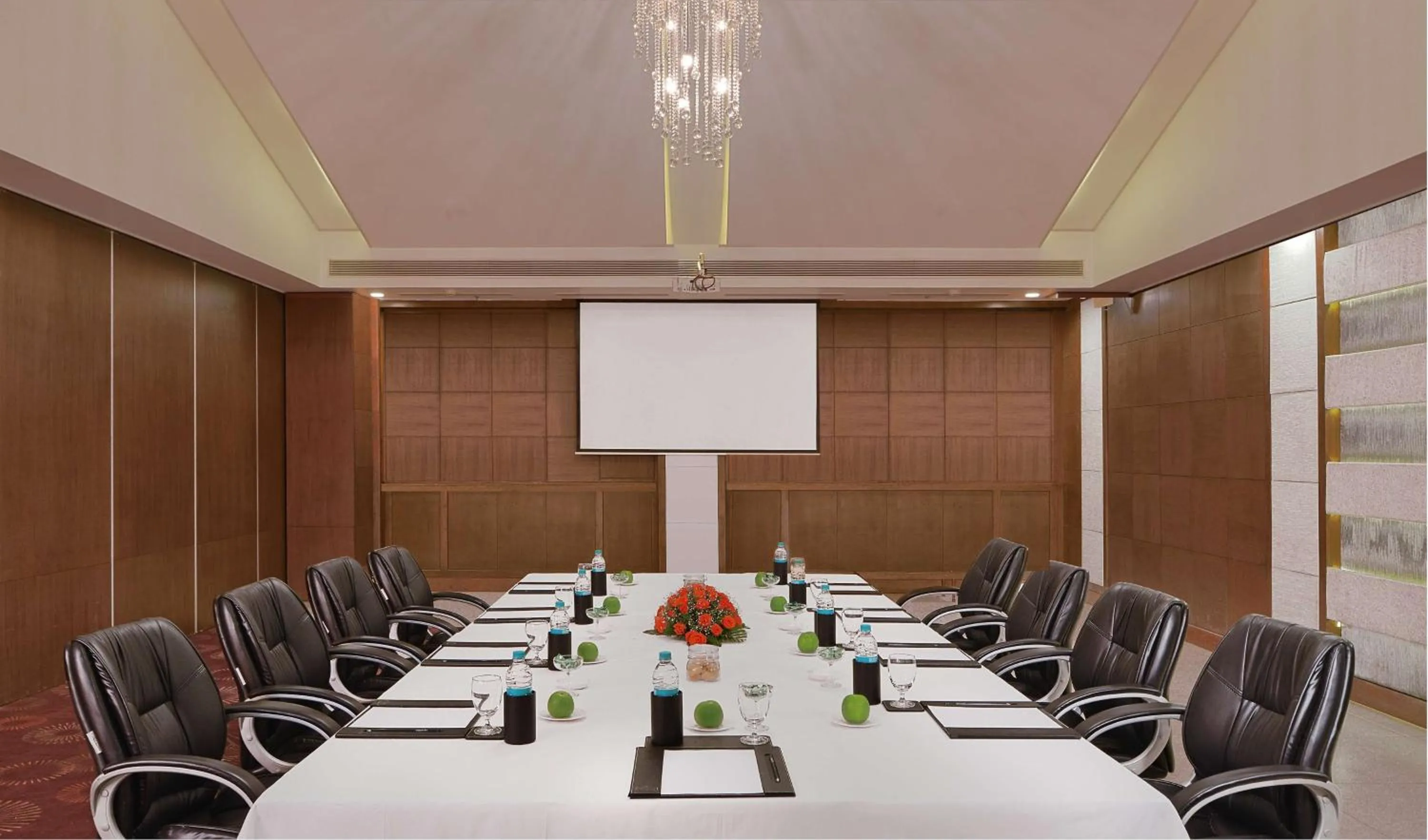 Meeting/conference room in La Estoria, Goa - IHCL SeleQtions