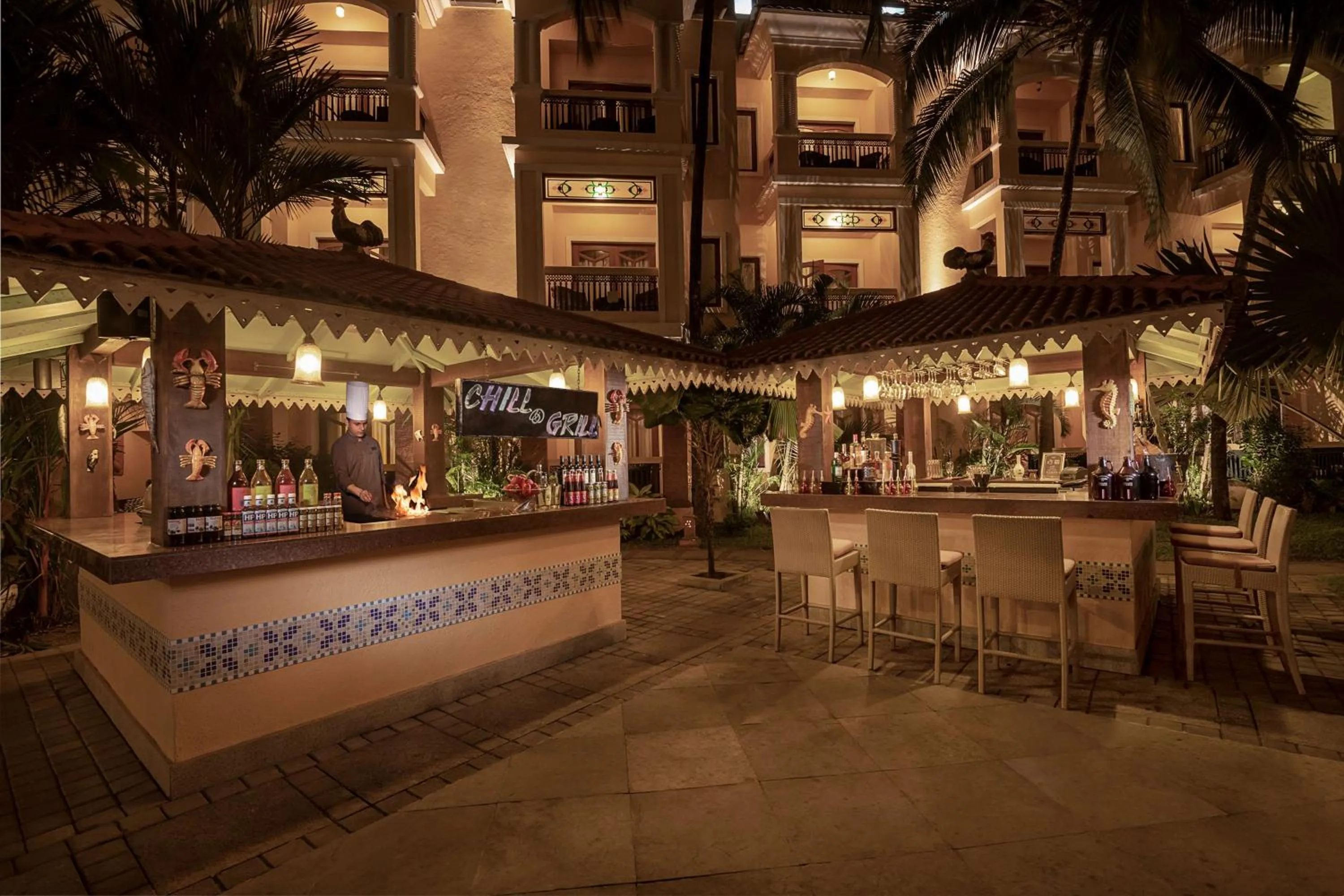 Lounge or bar in Country Inn & Suites by Radisson, Goa Candolim