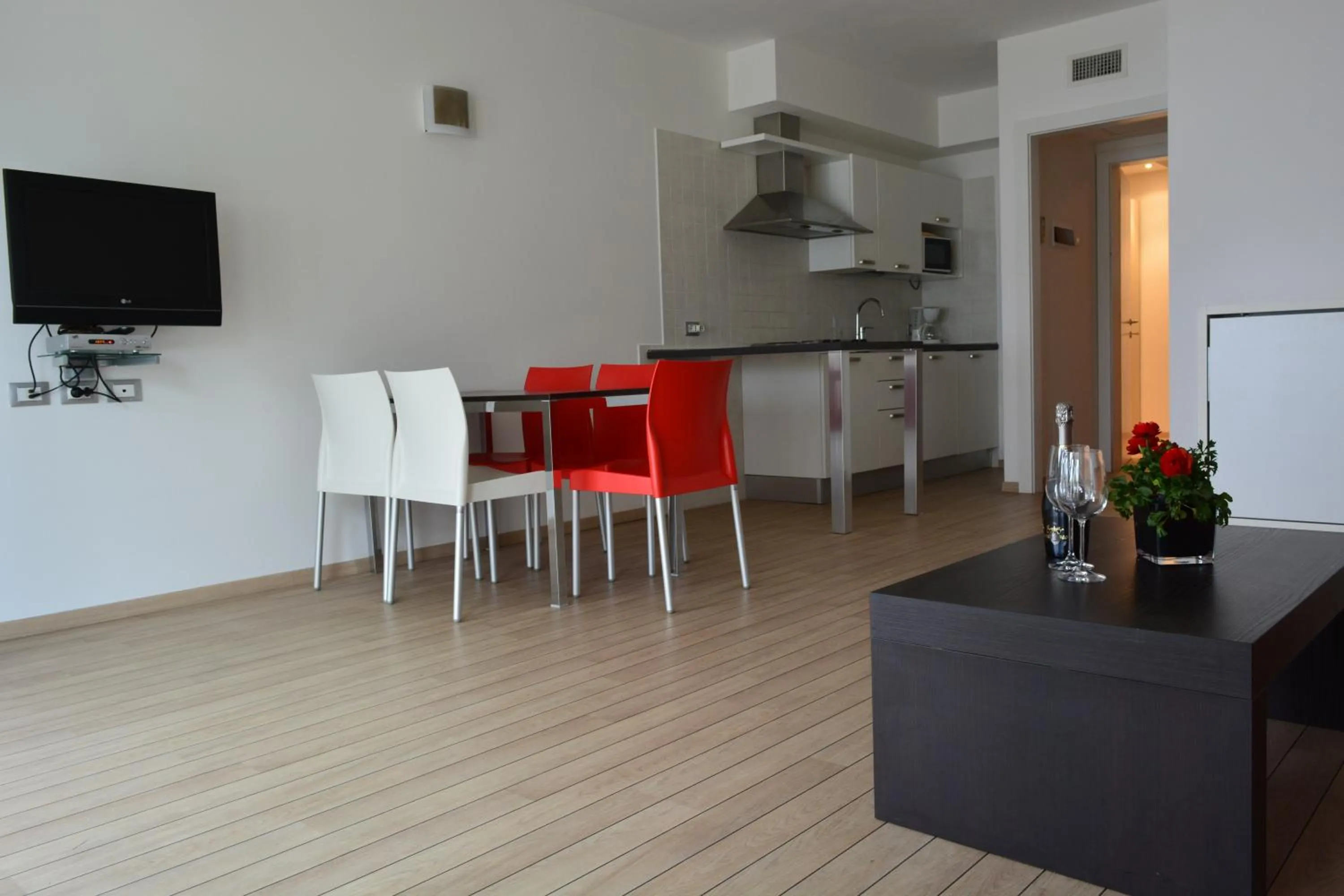 Dining area in Villa Treccani Apartments