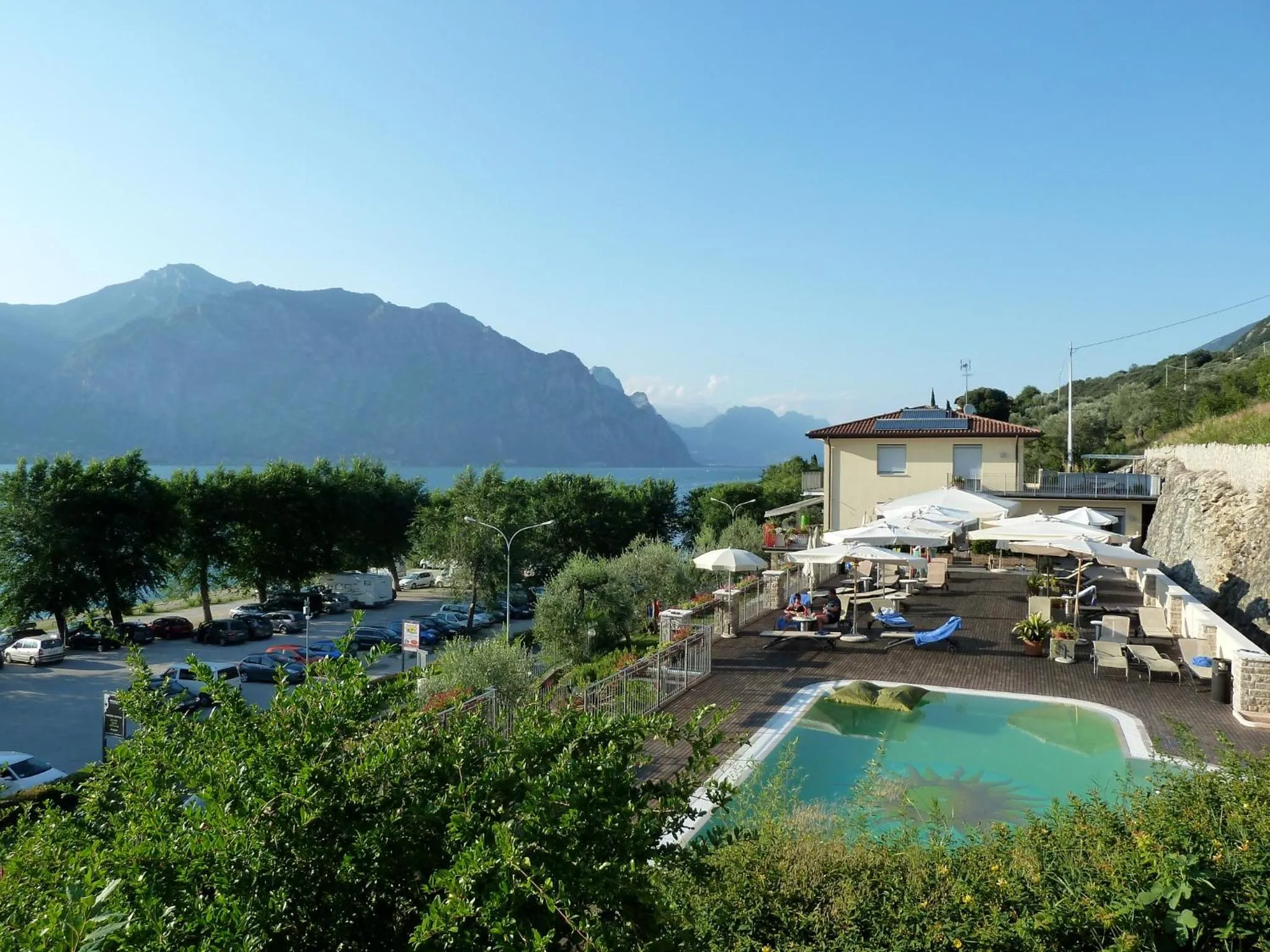 Day in Villa Treccani Apartments