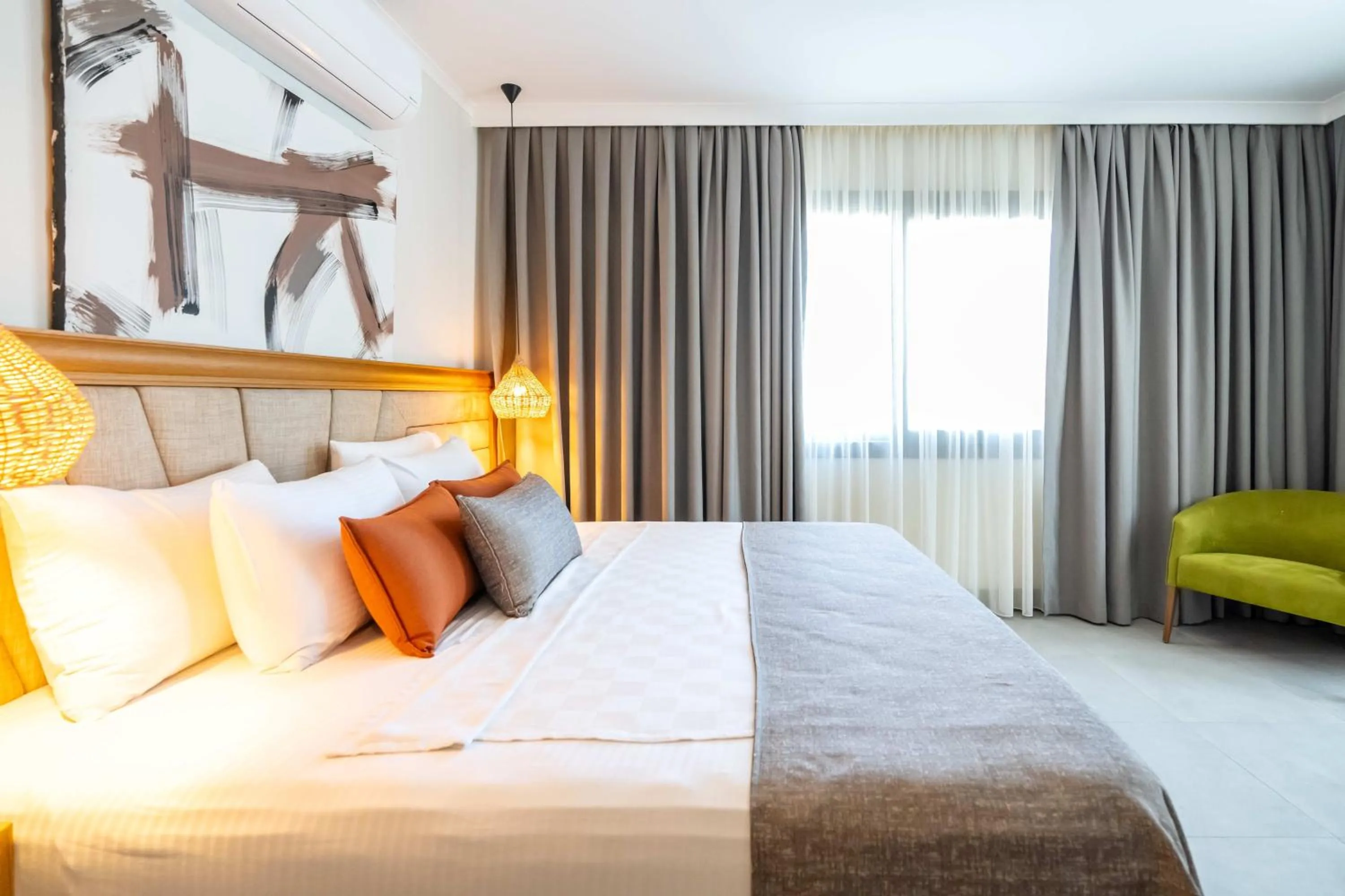 Bedroom in Yalıpark Beach Hotel