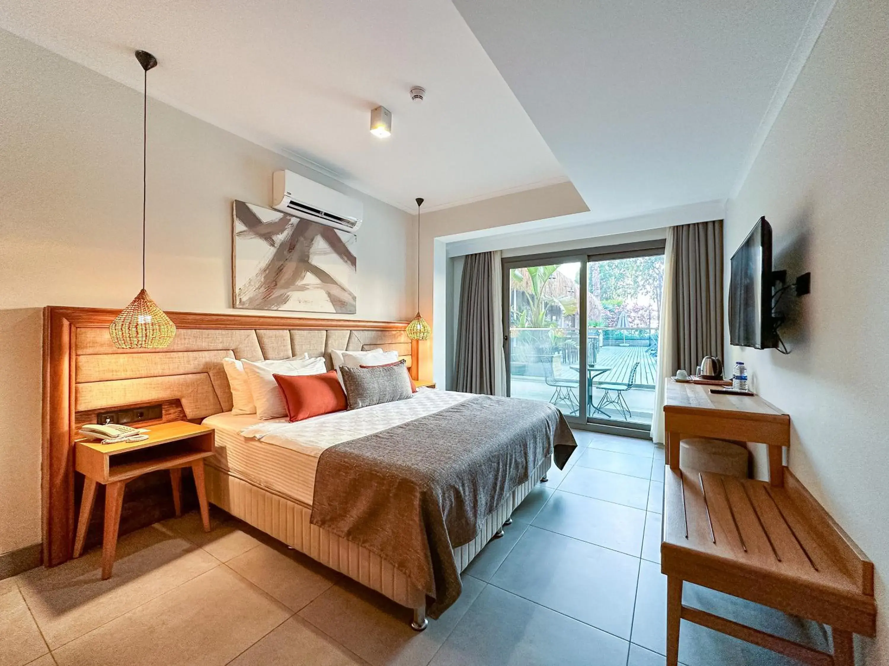 Superior Double Room in Yalıpark Beach Hotel Superior Double Room in Yalıpark Beach Hotel