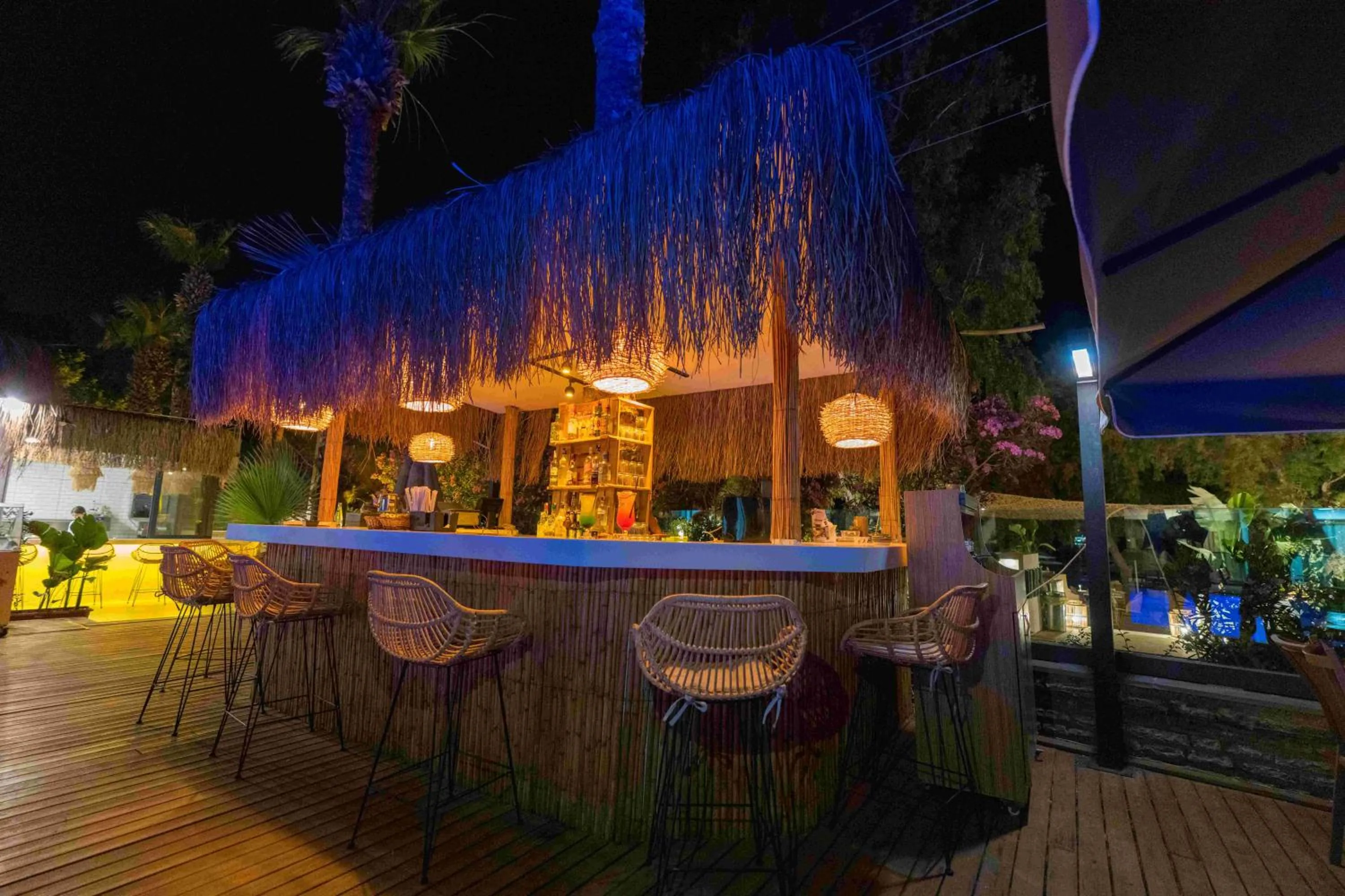 Restaurant/places to eat in Yalıpark Beach Hotel