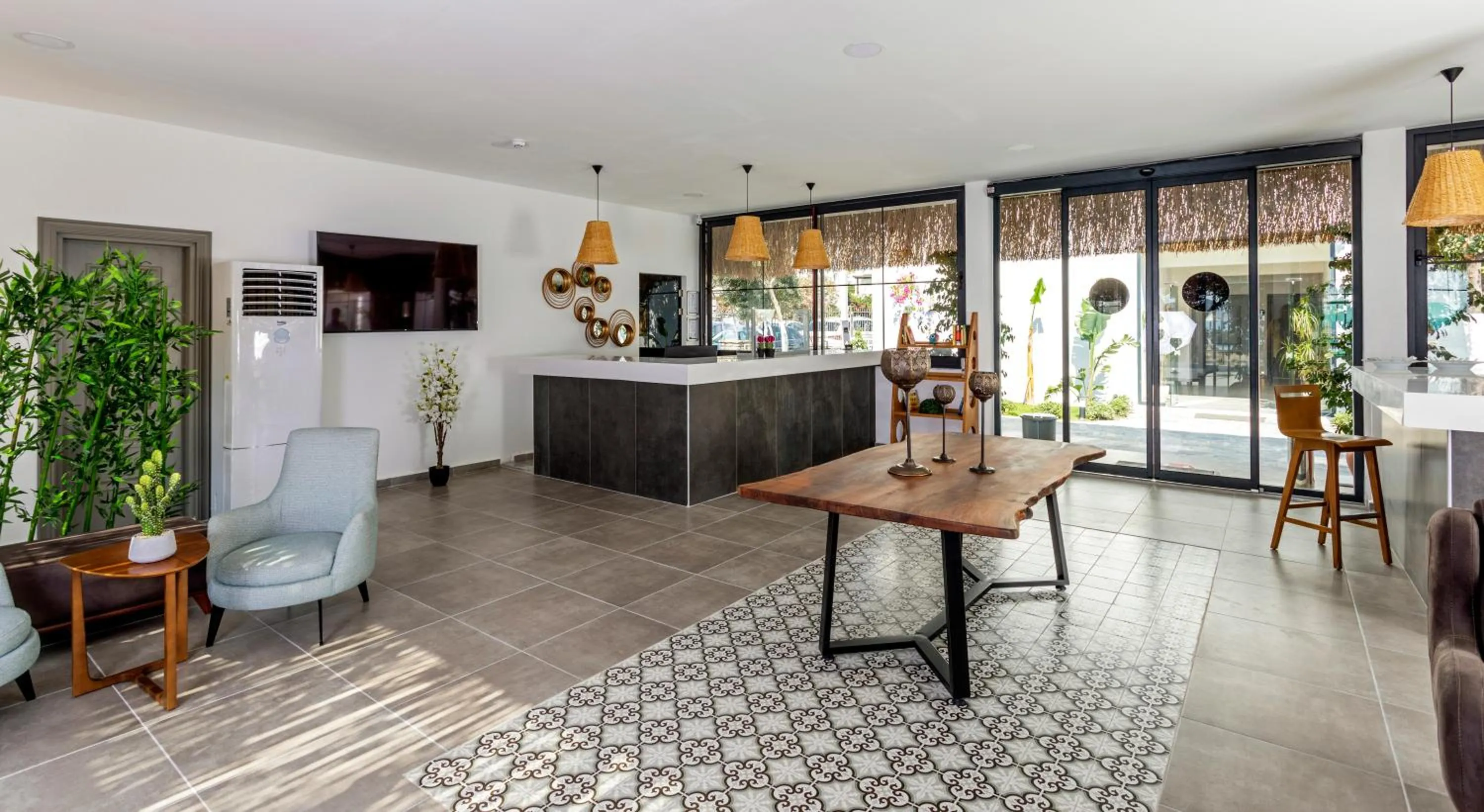 Lobby or reception in Yalıpark Beach Hotel