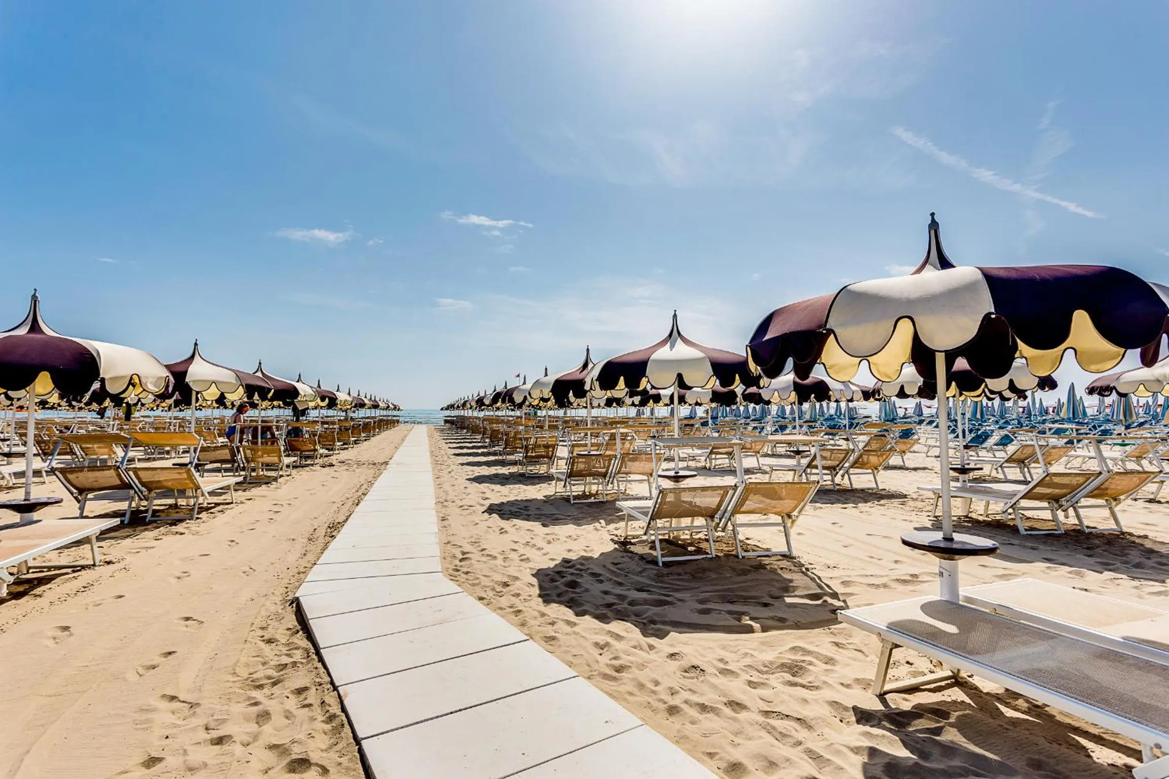 Beach in Hotel Blues