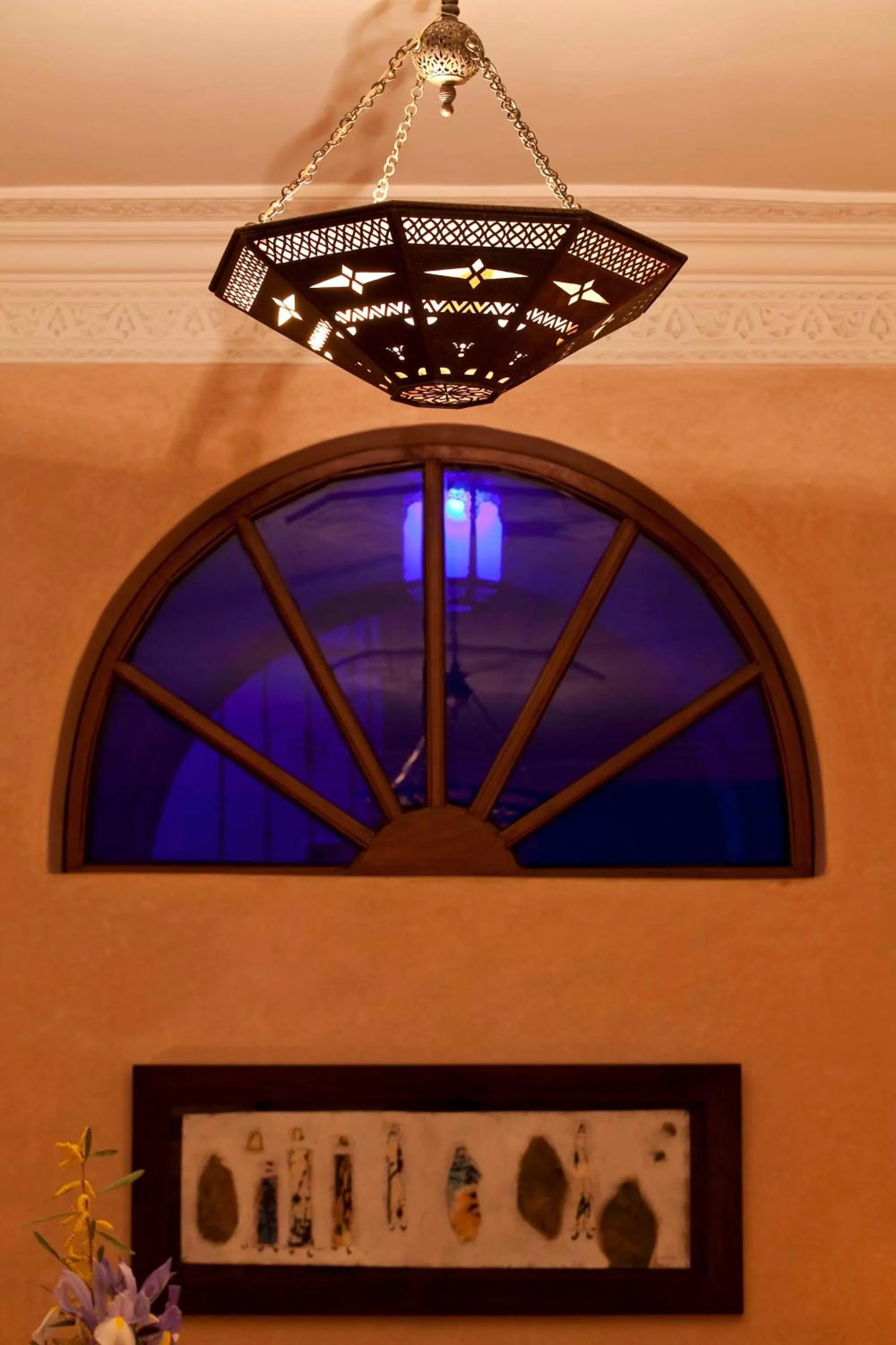 Communal lounge/ TV room in Riad Les Bougainvilliers