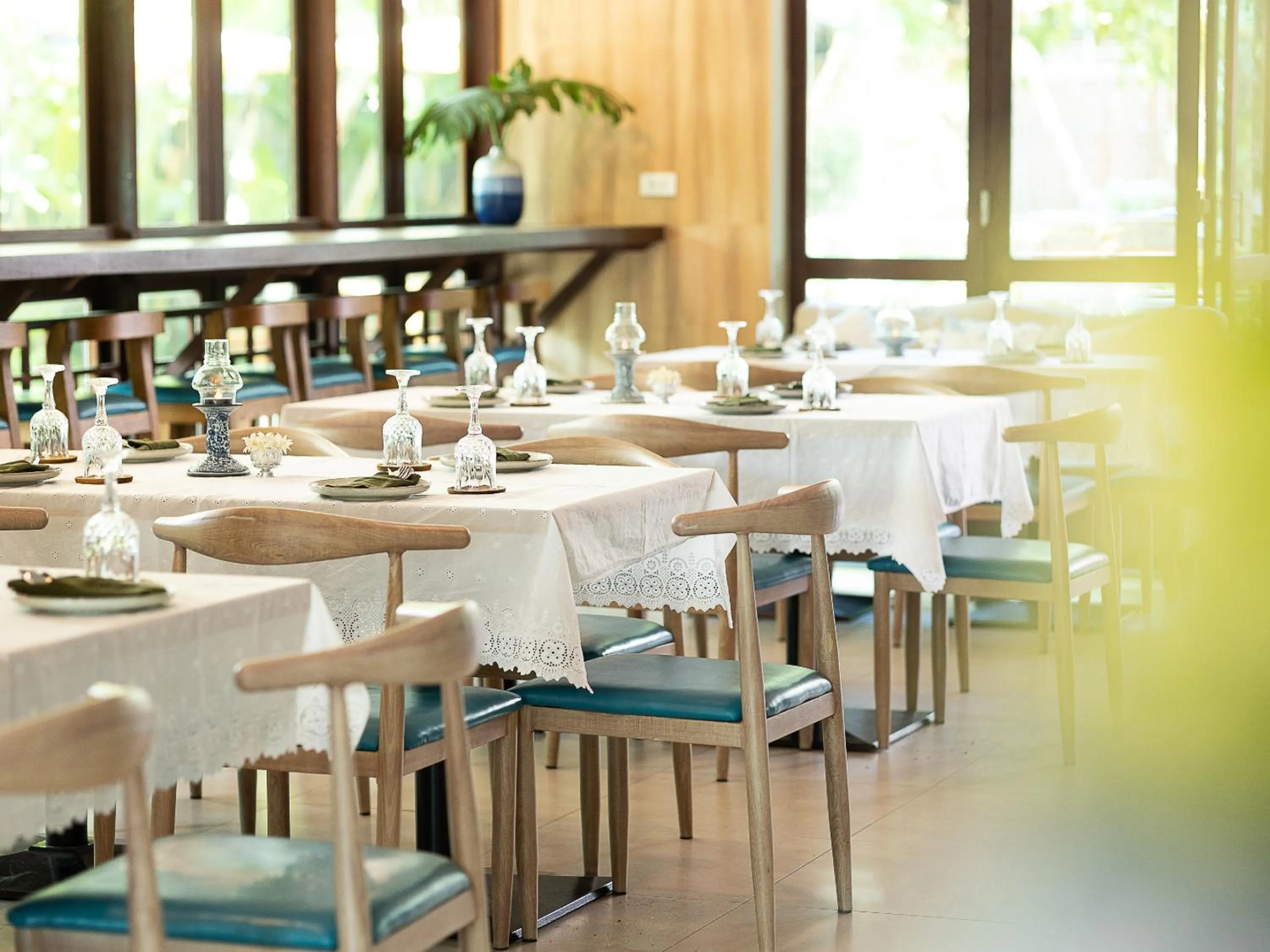 Restaurant/places to eat in DeeProm Pattaya Hotel