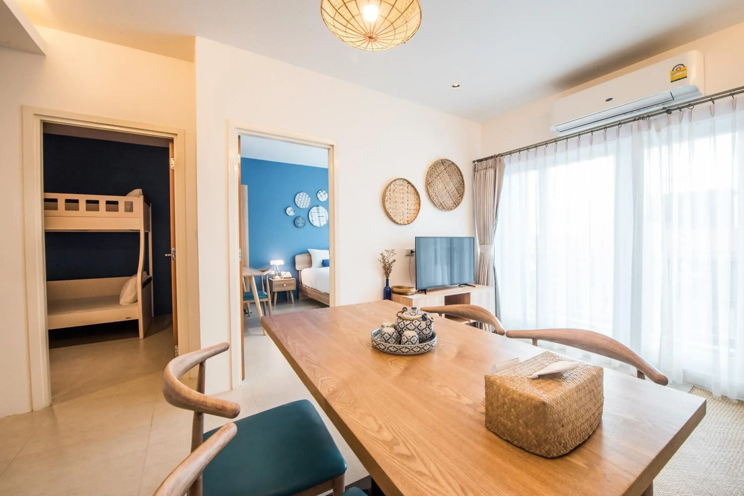 Two-Bedroom Suite with Bunk Bed in DeeProm Pattaya Hotel Two-Bedroom Suite with Bunk Bed in DeeProm Pattaya Hotel