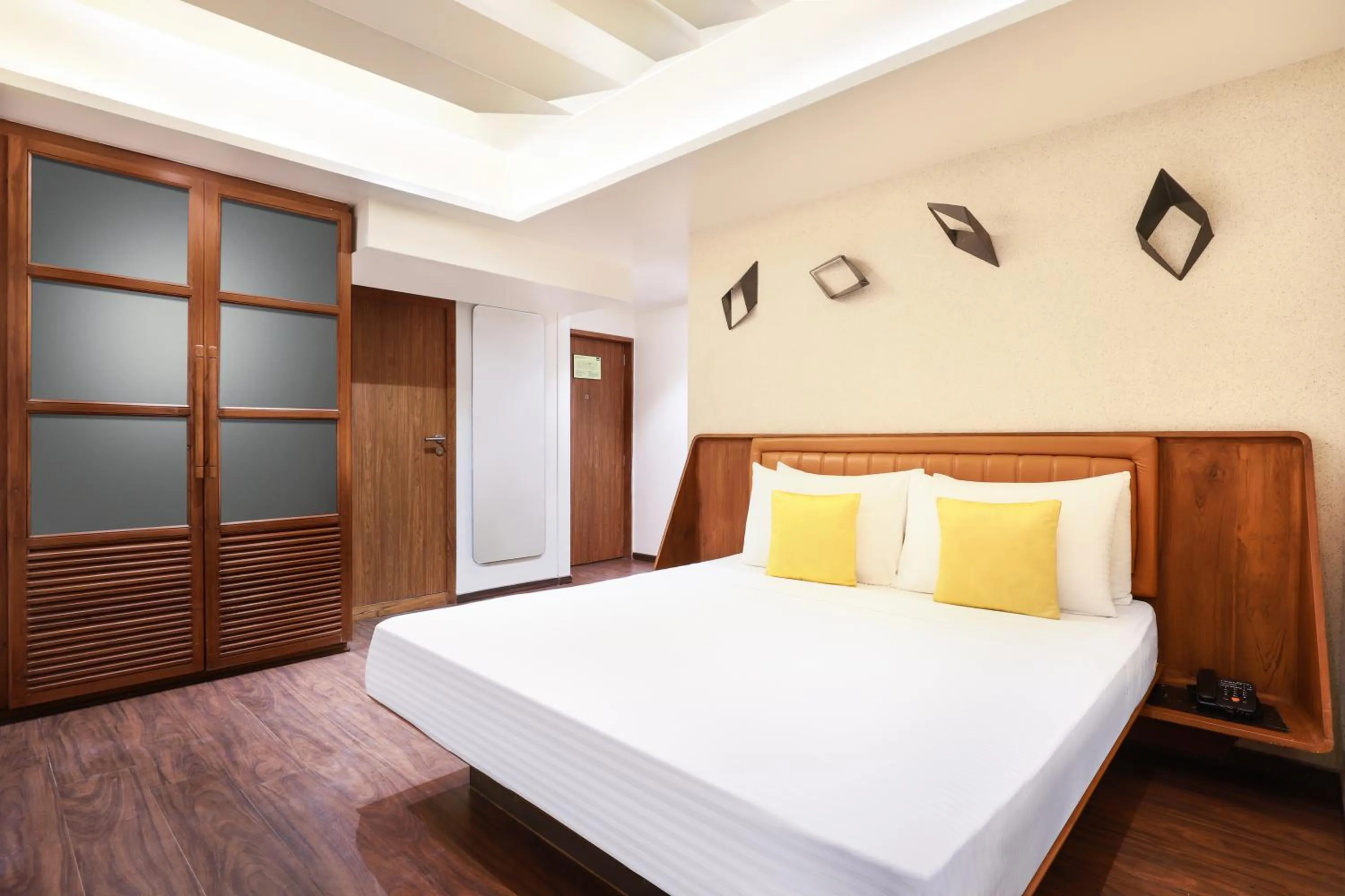 Bedroom, Bed in Keys Select by Lemon Tree Hotels, Gandhi Ashram, Ahmedabad