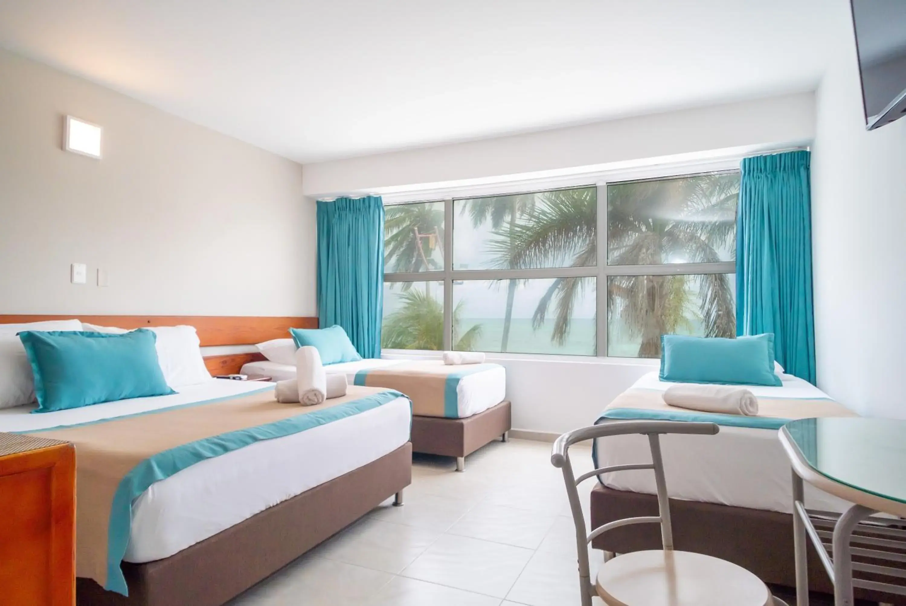Quadruple Room with Sea View in Hotel Portobelo beach Quadruple Room with Sea View in Hotel Portobelo beach