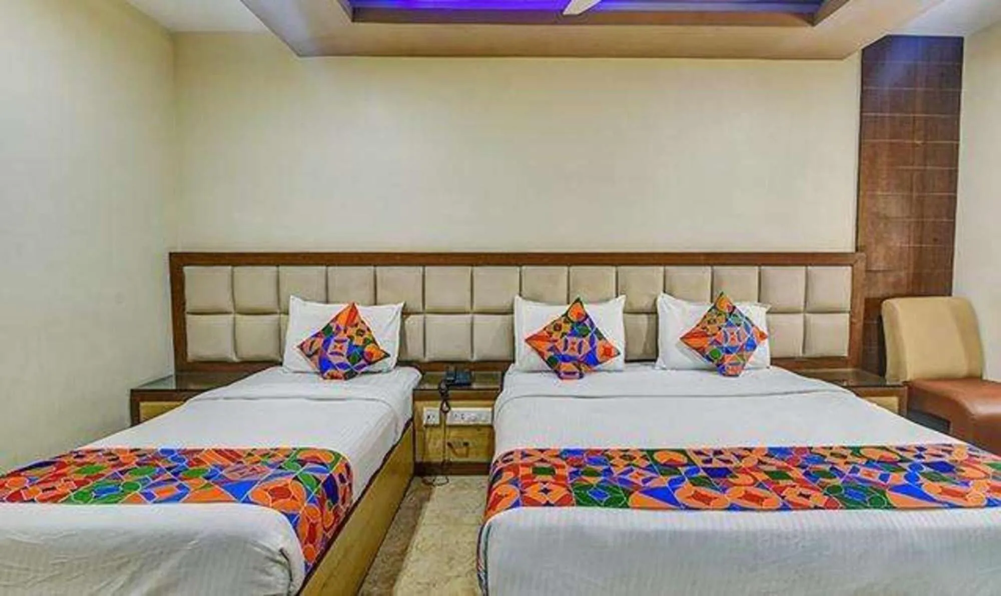 Bed in Fabhotel Chennai Palace - Nr Chennai Beach Railway Station