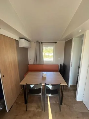 Camping de la Croix d'Arles