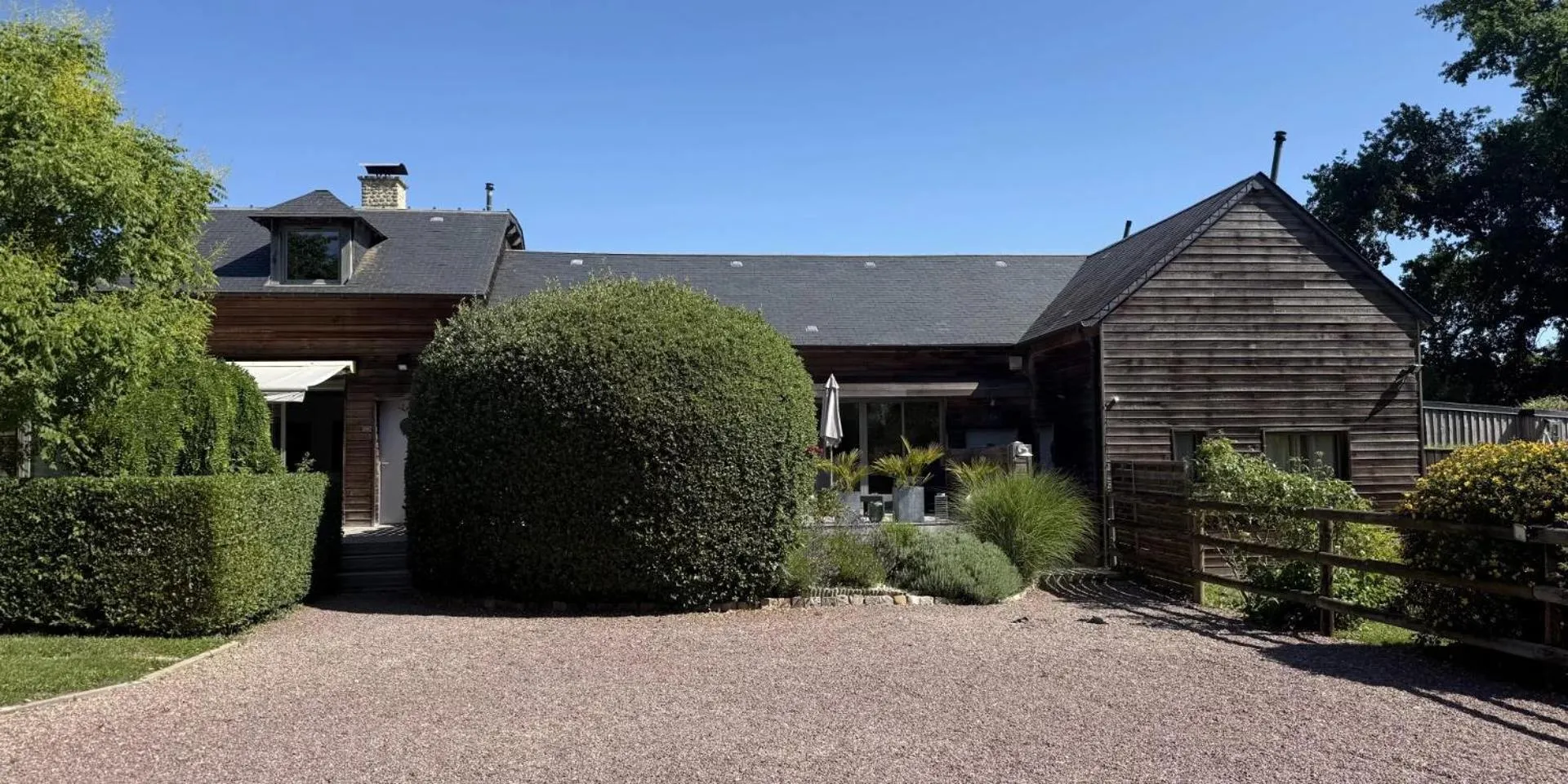 Spa and wellness centre/facilities in Chambres d'Hôtes et Suites à La Ferme de l'Oudon & SPA