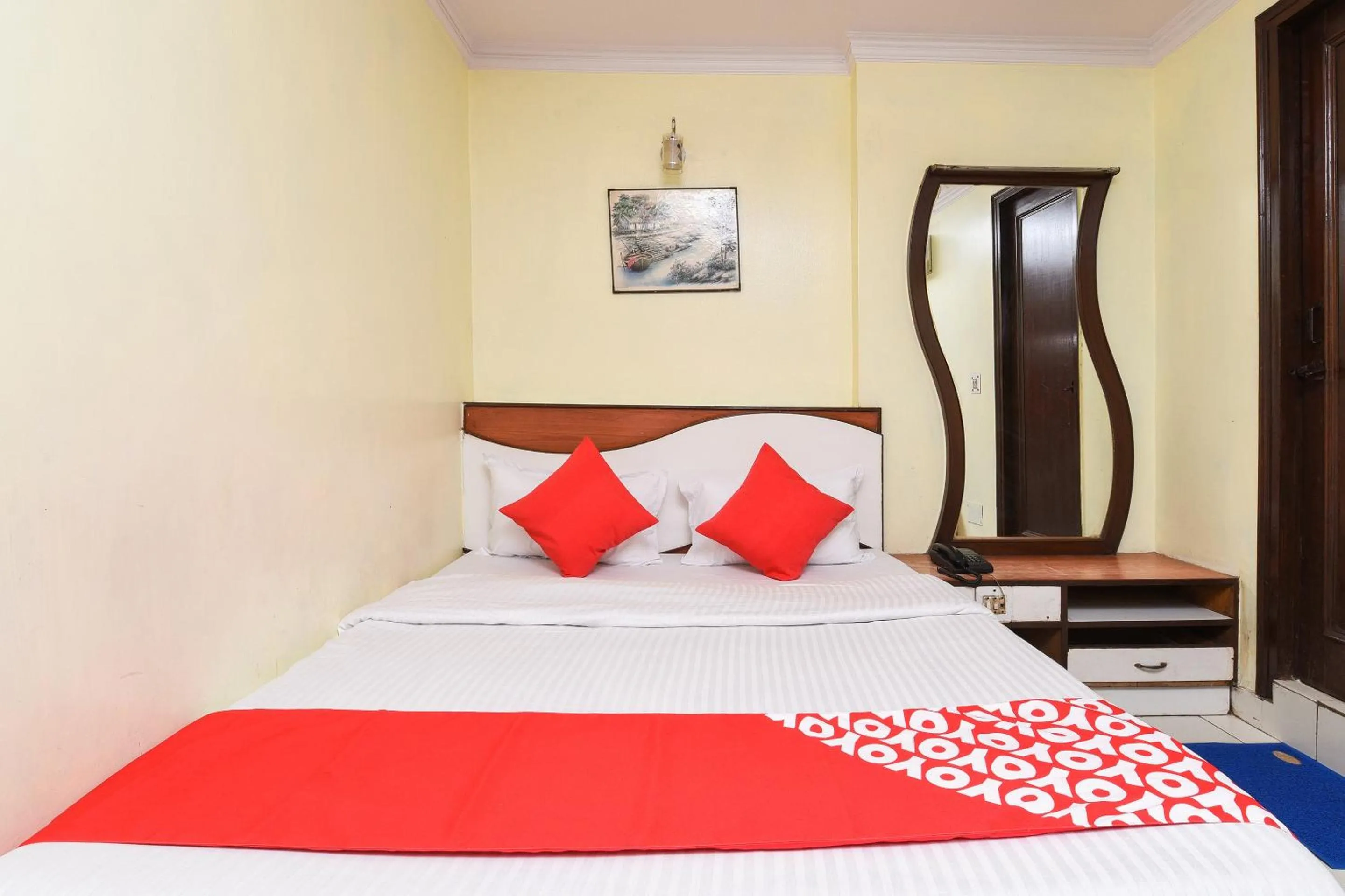 Bedroom in Hotel O City Palace