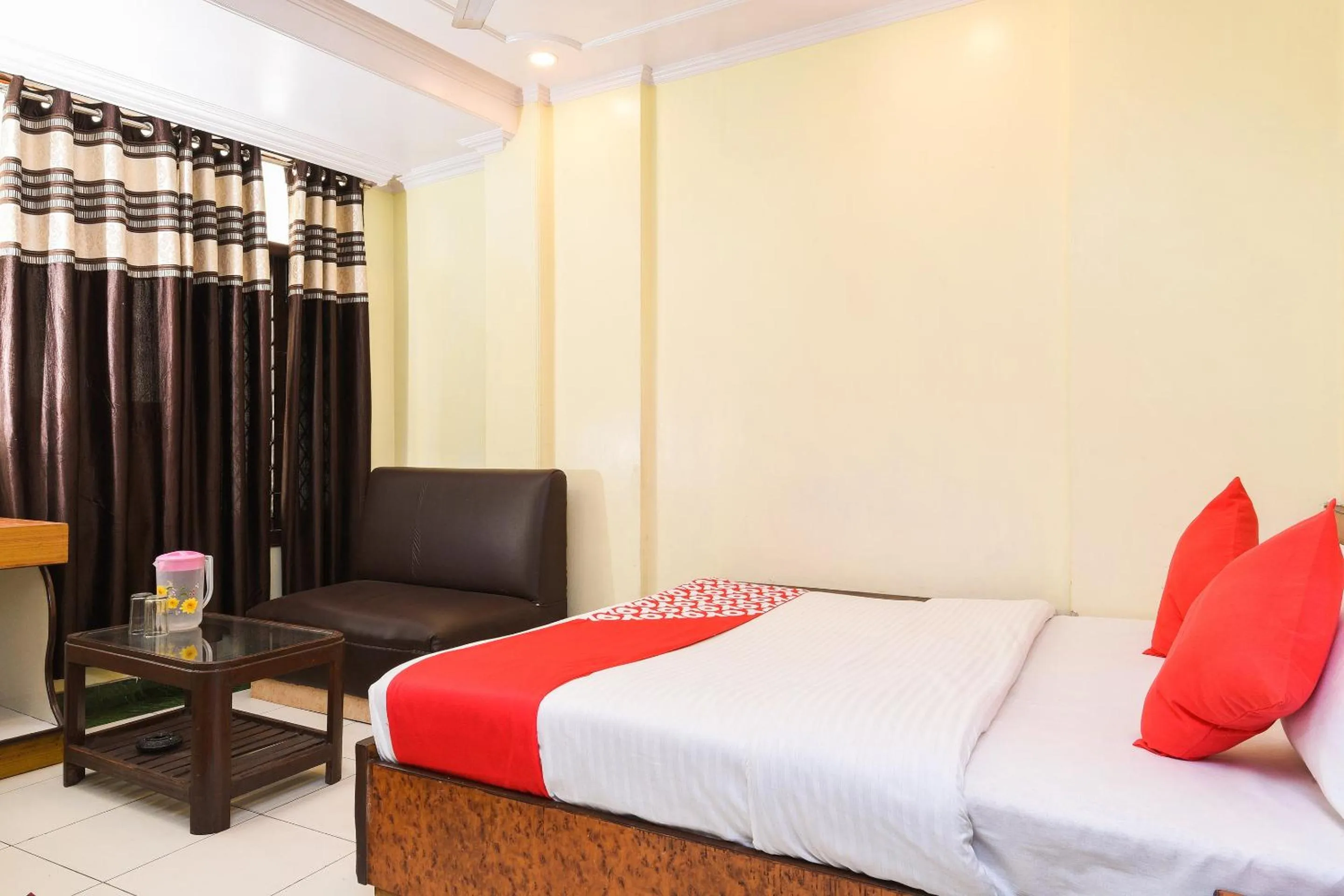 Bedroom in Hotel O City Palace